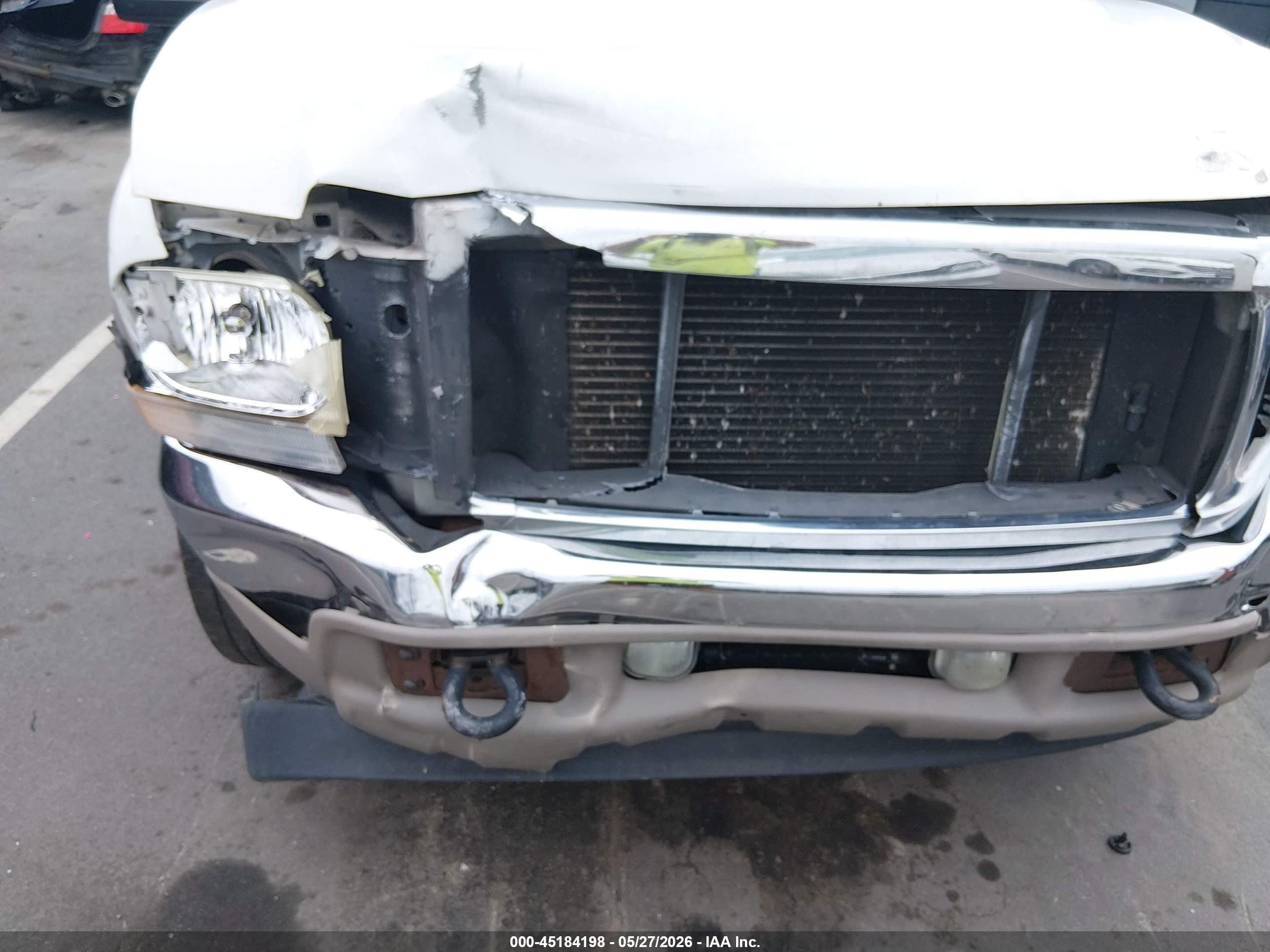 2002 Ford Excursion Limited Белый vin: 1FMNU42S52EC84856