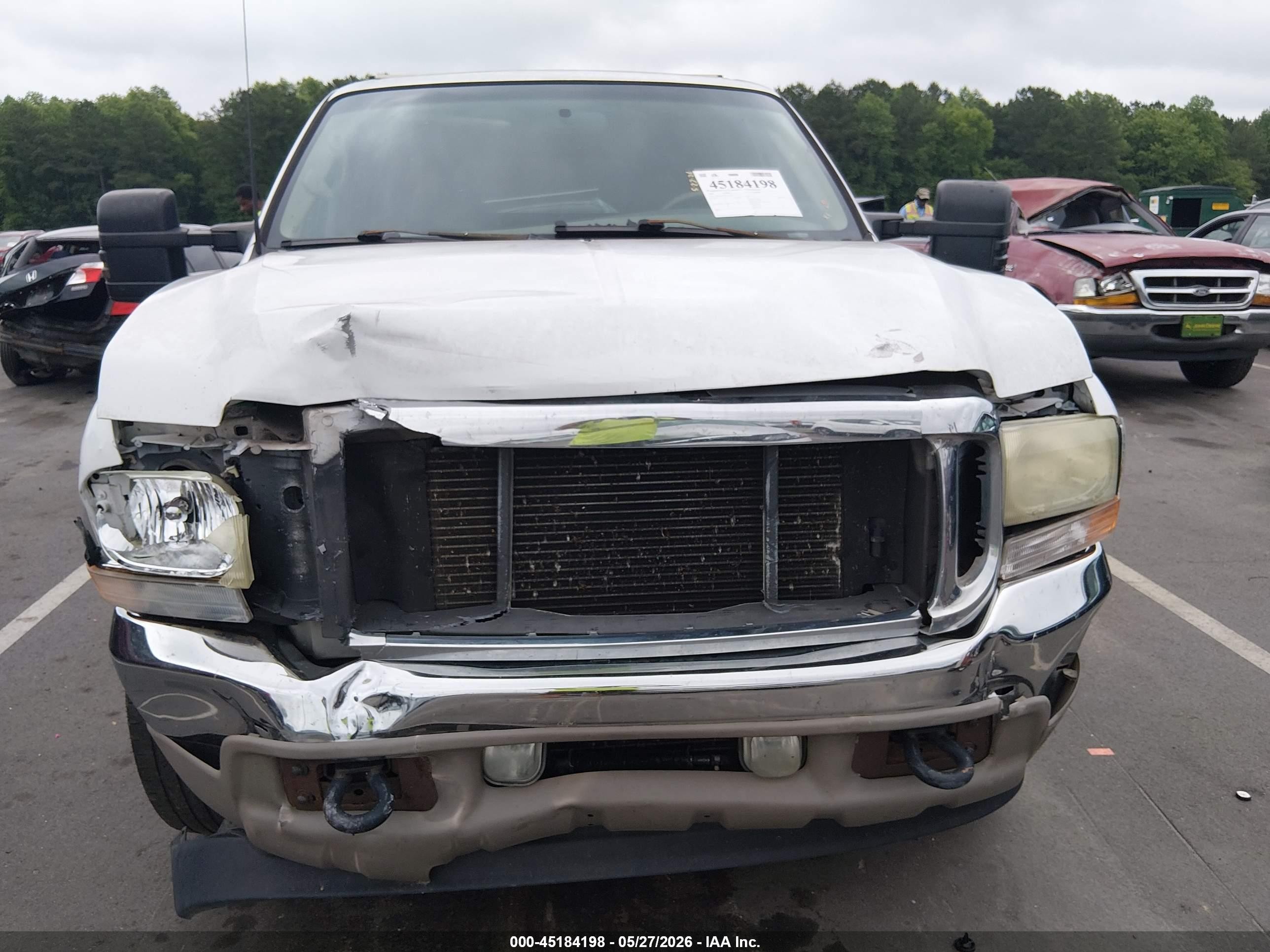 2002 Ford Excursion Limited Белый vin: 1FMNU42S52EC84856