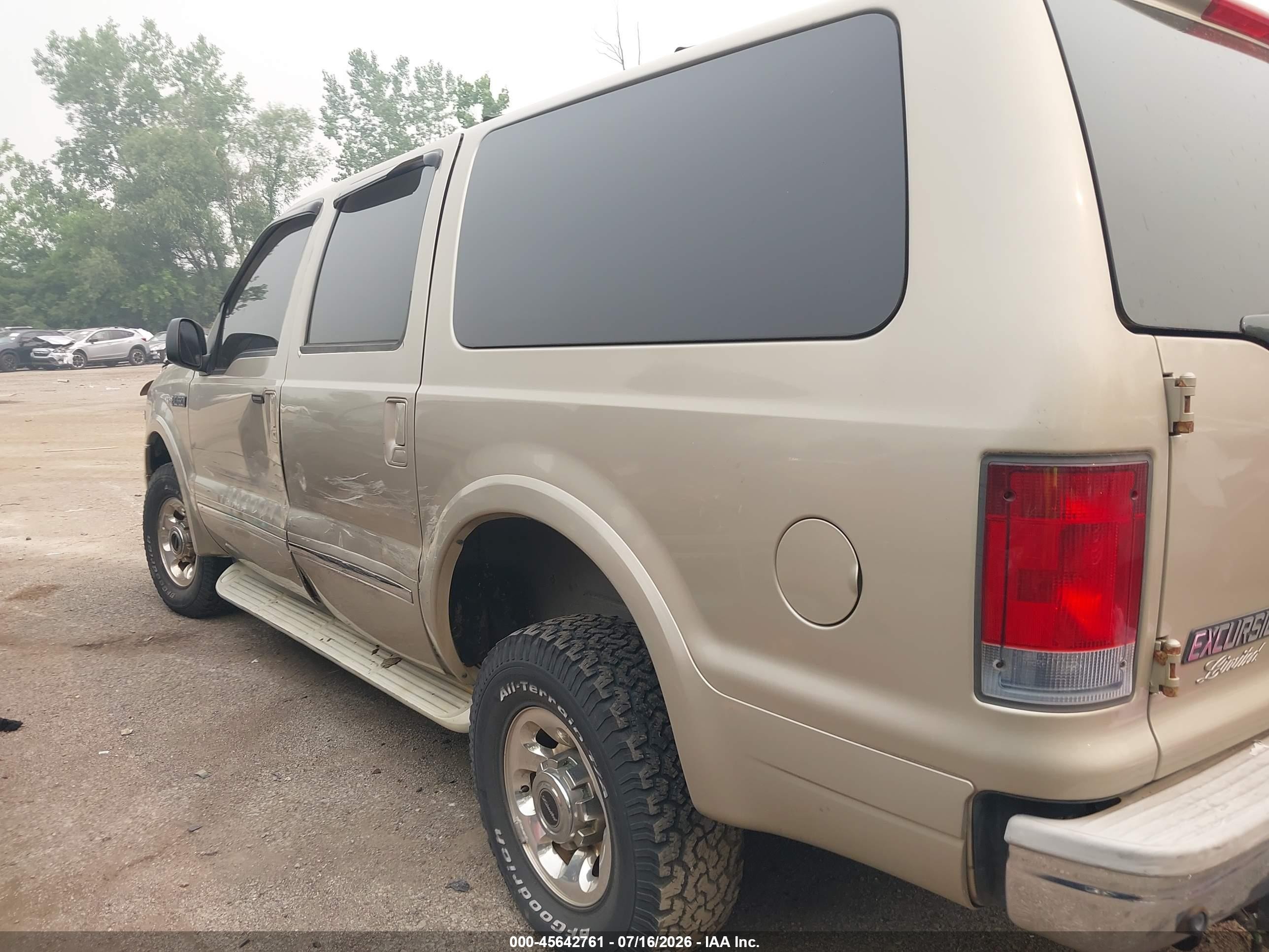 2005 Ford Excursion Limited Beige vin: 1FMNU43S55EC16964