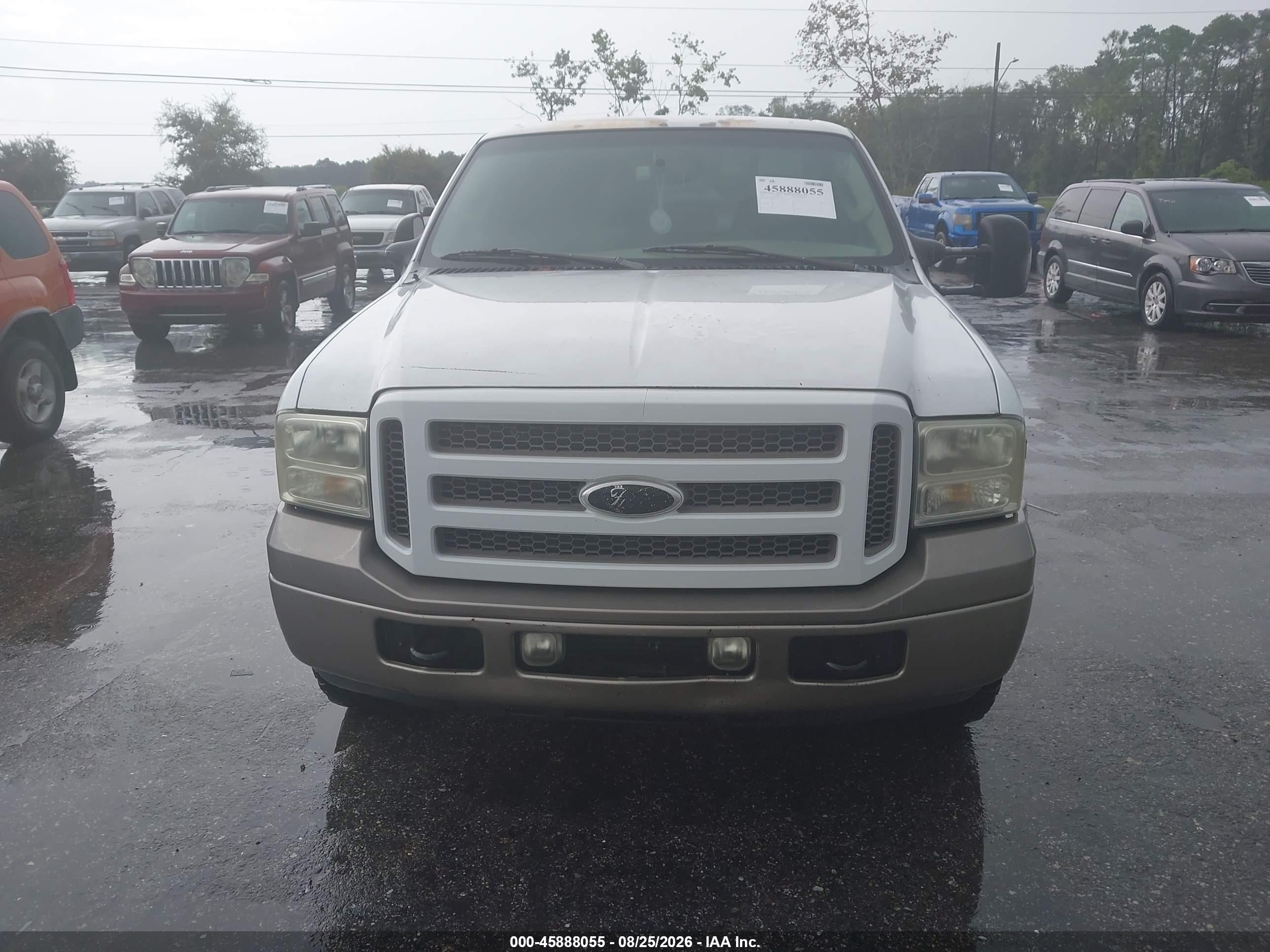 2005 Ford Excursion Eddie Bauer White vin: 1FMNU44L45EB61625
