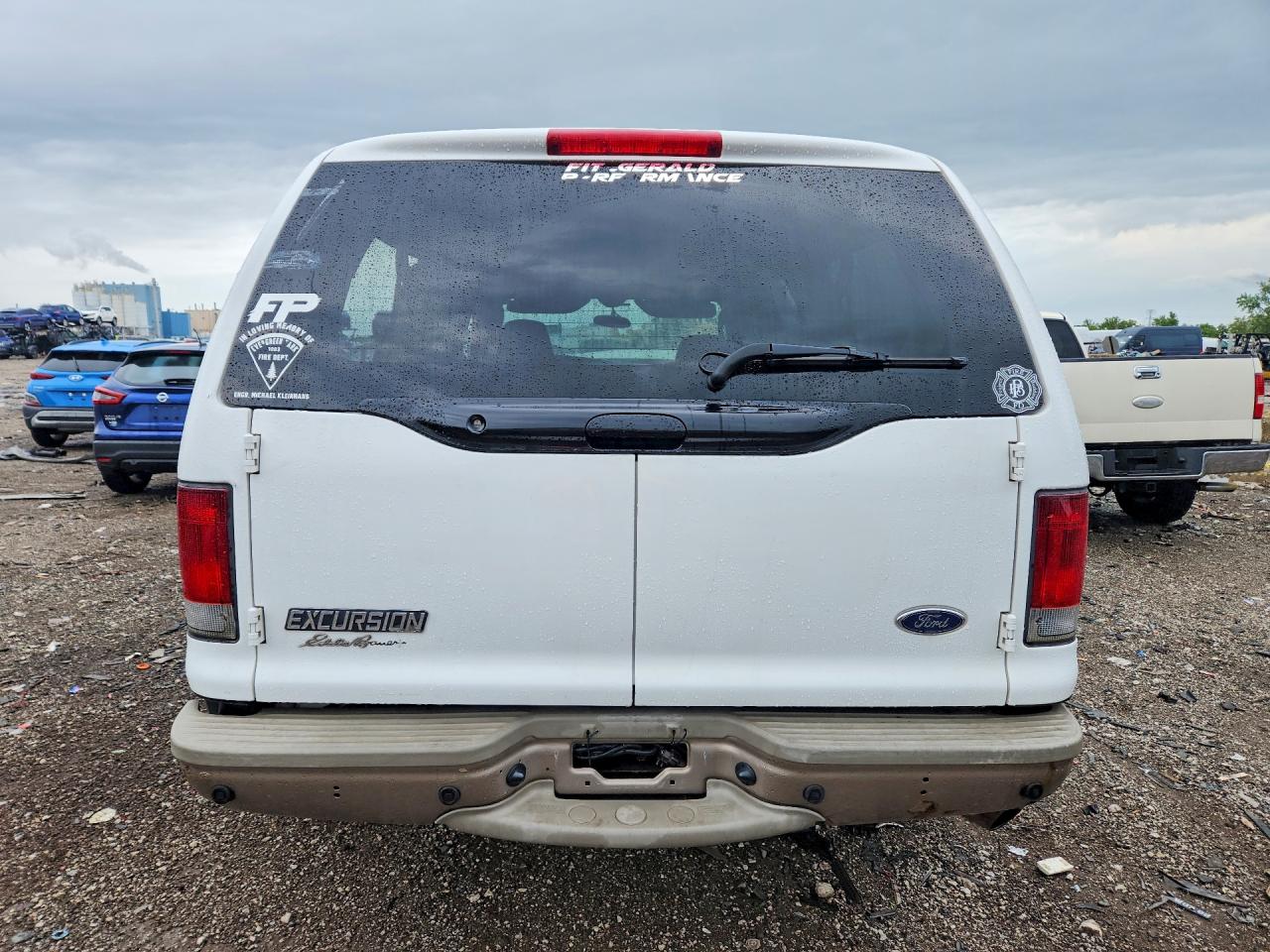 2005 Ford Excursion Eddie Bauer Белый vin: 1FMNU44L55ED24086