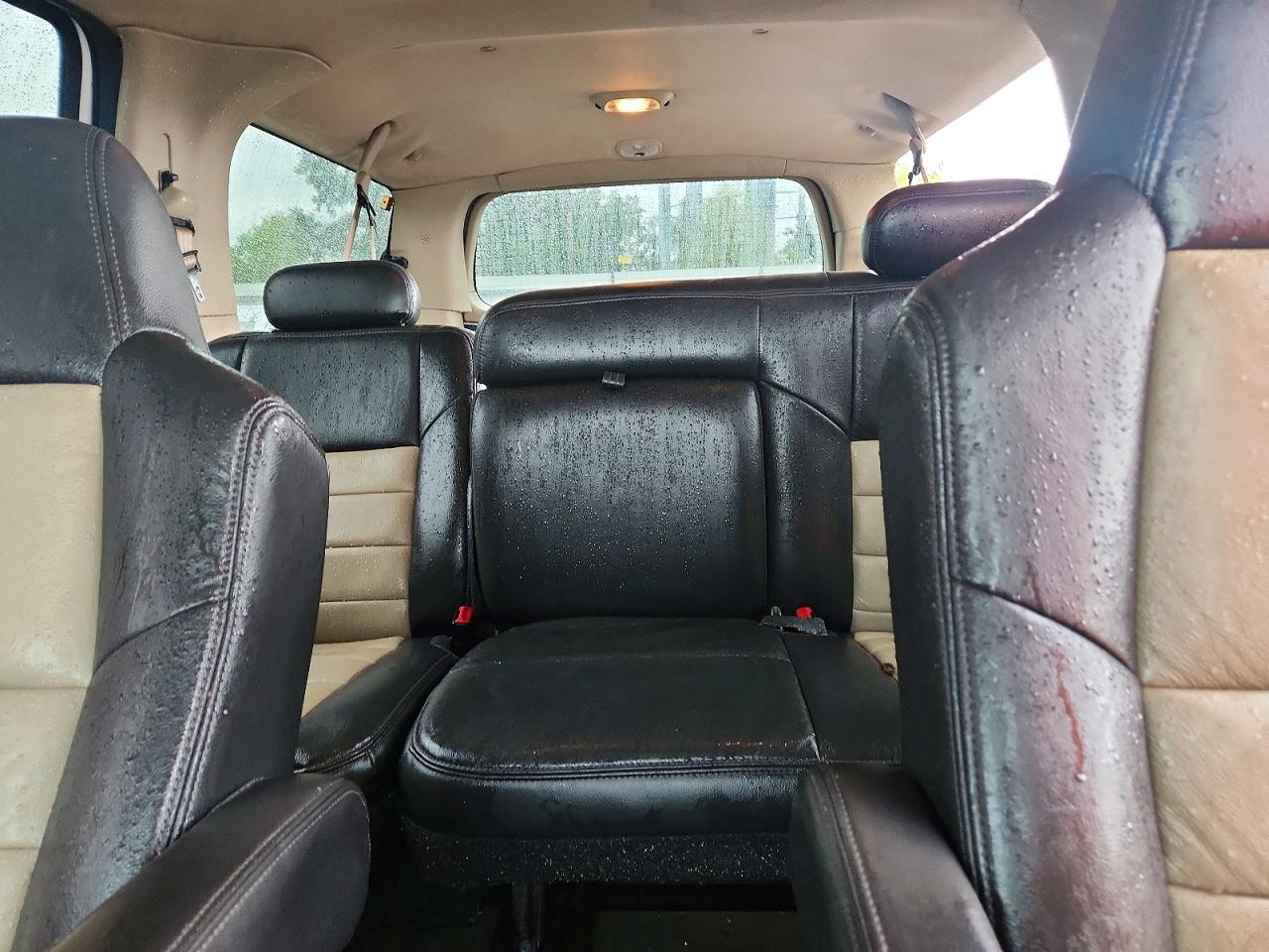 2005 Ford Excursion Eddie Bauer Белый vin: 1FMNU44L55ED24086