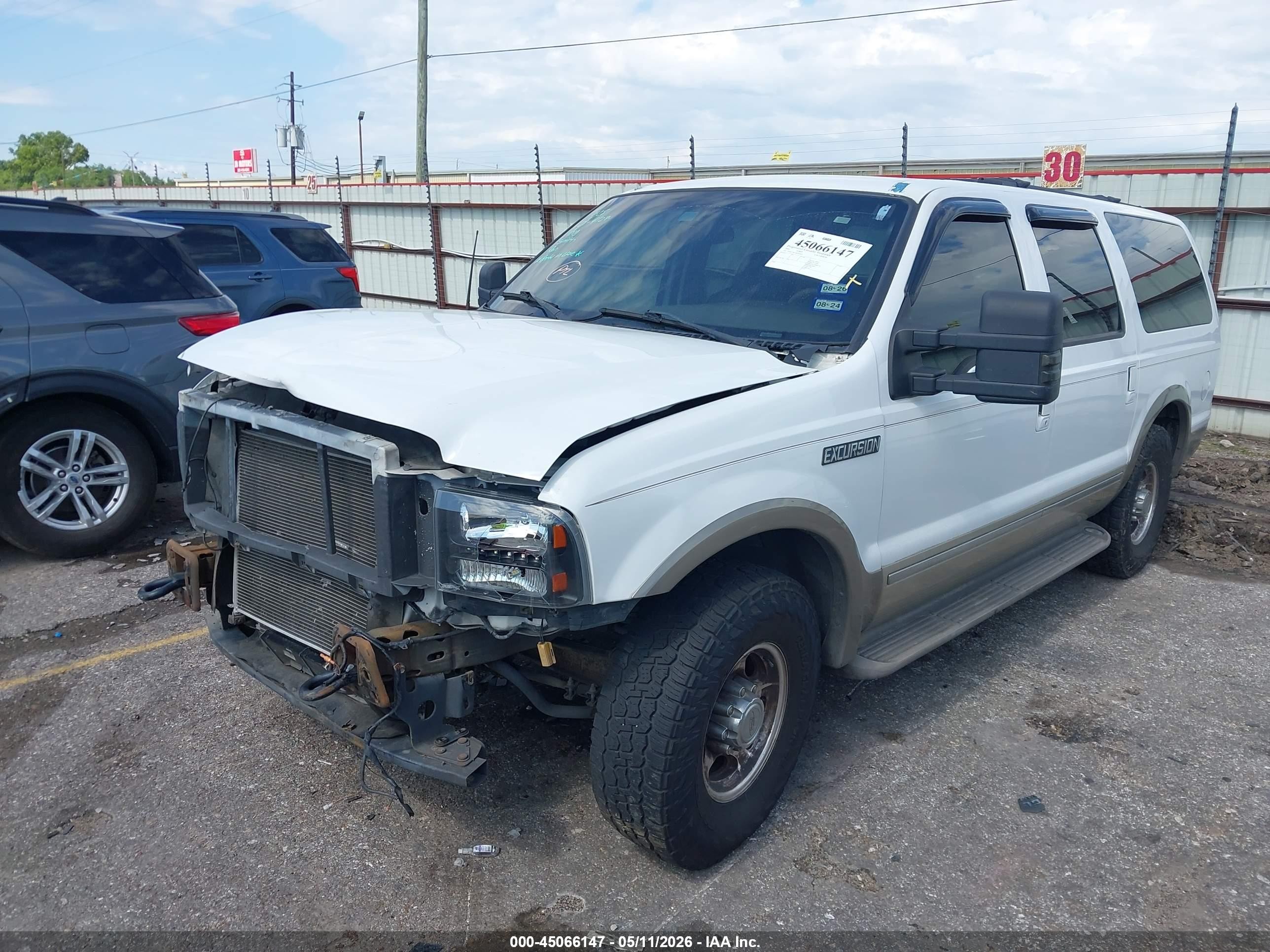2004 Ford Excursion Eddie Bauer White vin: 1FMNU44L74EB02020
