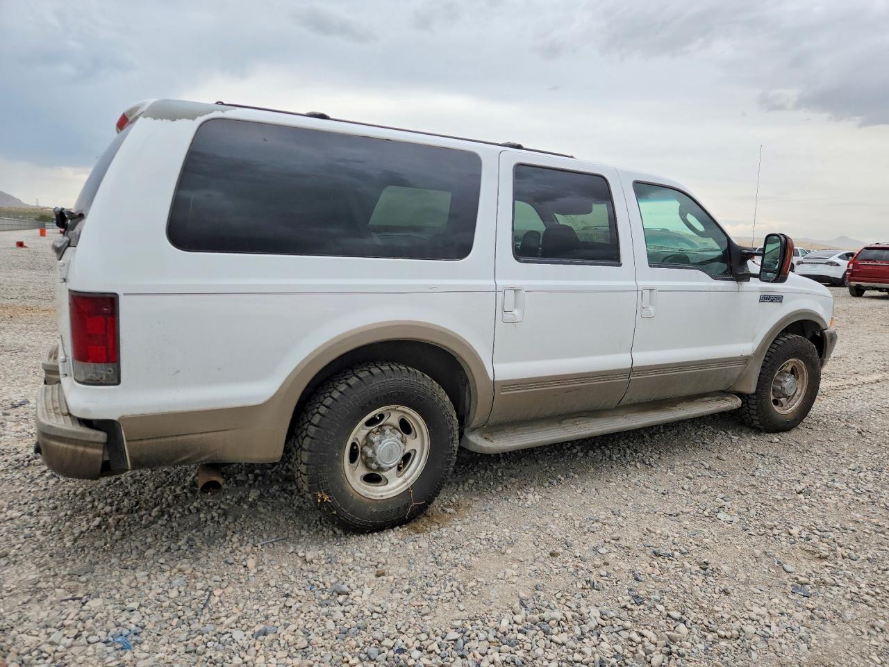 2004 Ford Excursion Eddie Bauer White vin: 1FMNU44P64EA15471