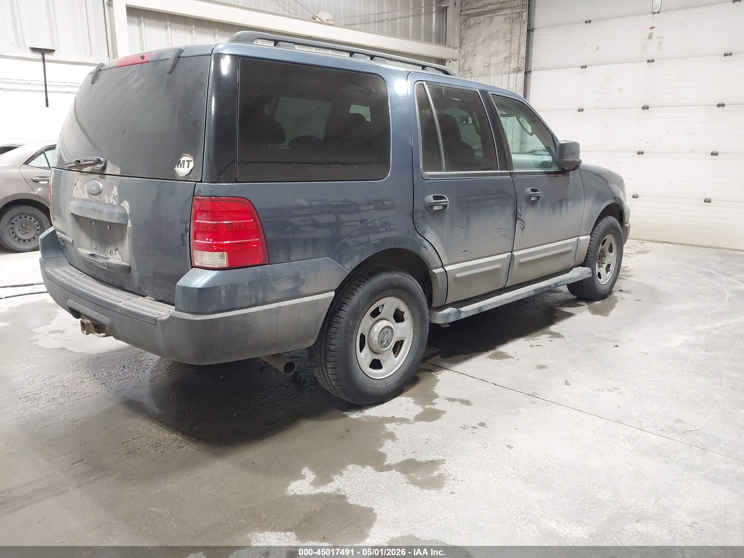 2005 Ford Expedition Xls Blue vin: 1FMPU14515LA07314
