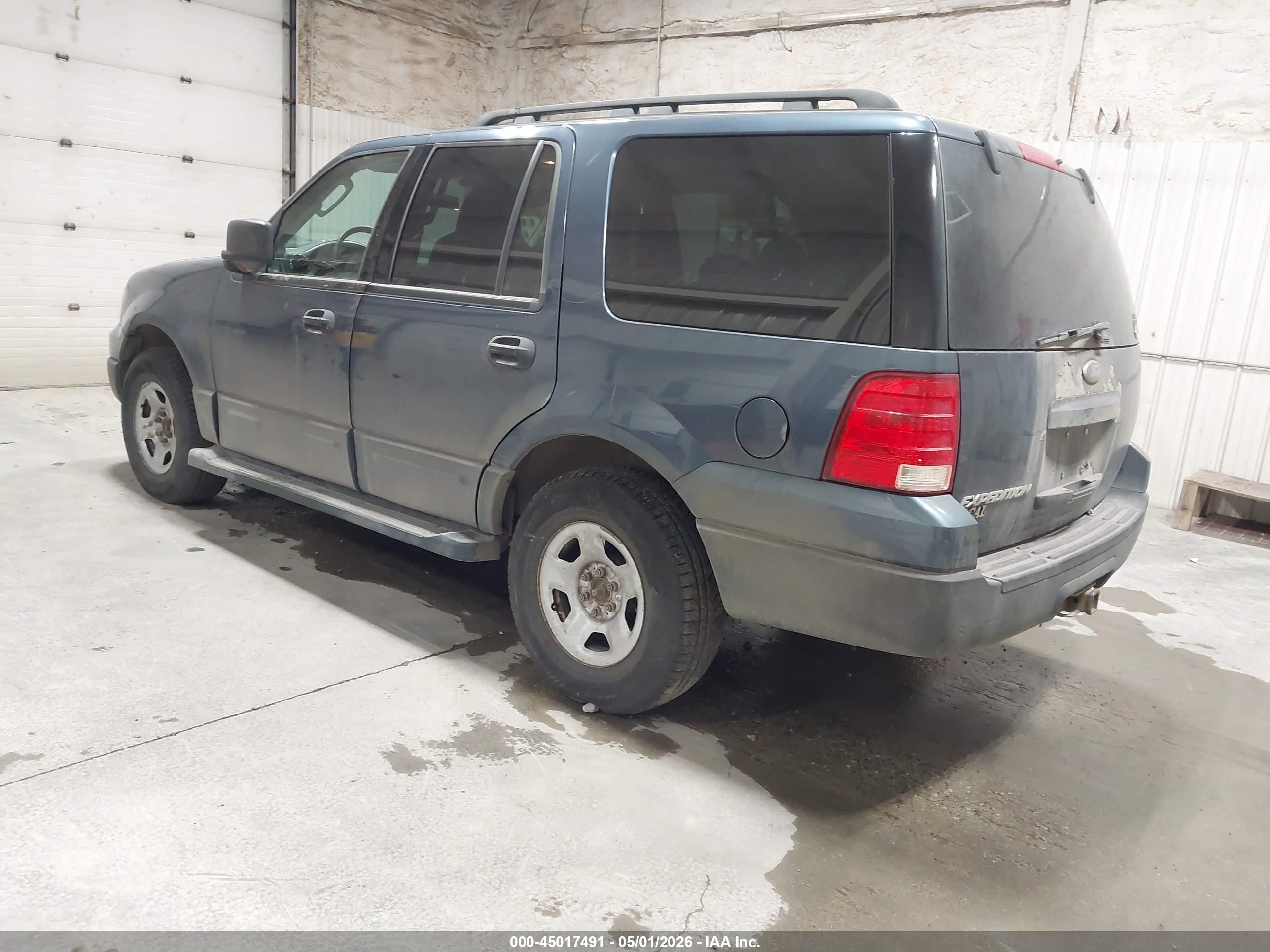 2005 Ford Expedition Xls Blue vin: 1FMPU14515LA07314