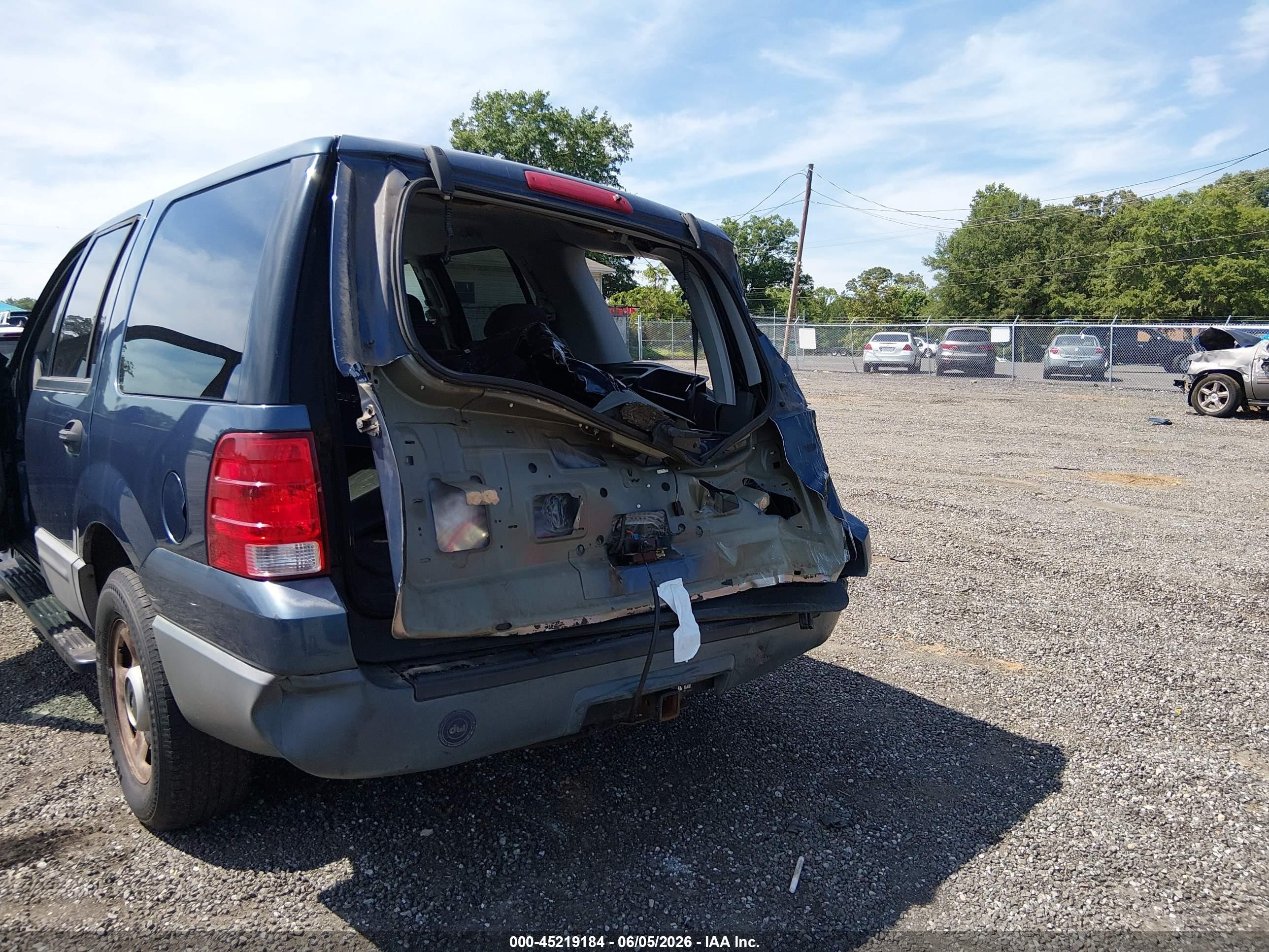 2004 Ford Expedition Xls Blue vin: 1FMPU14W94LB79792