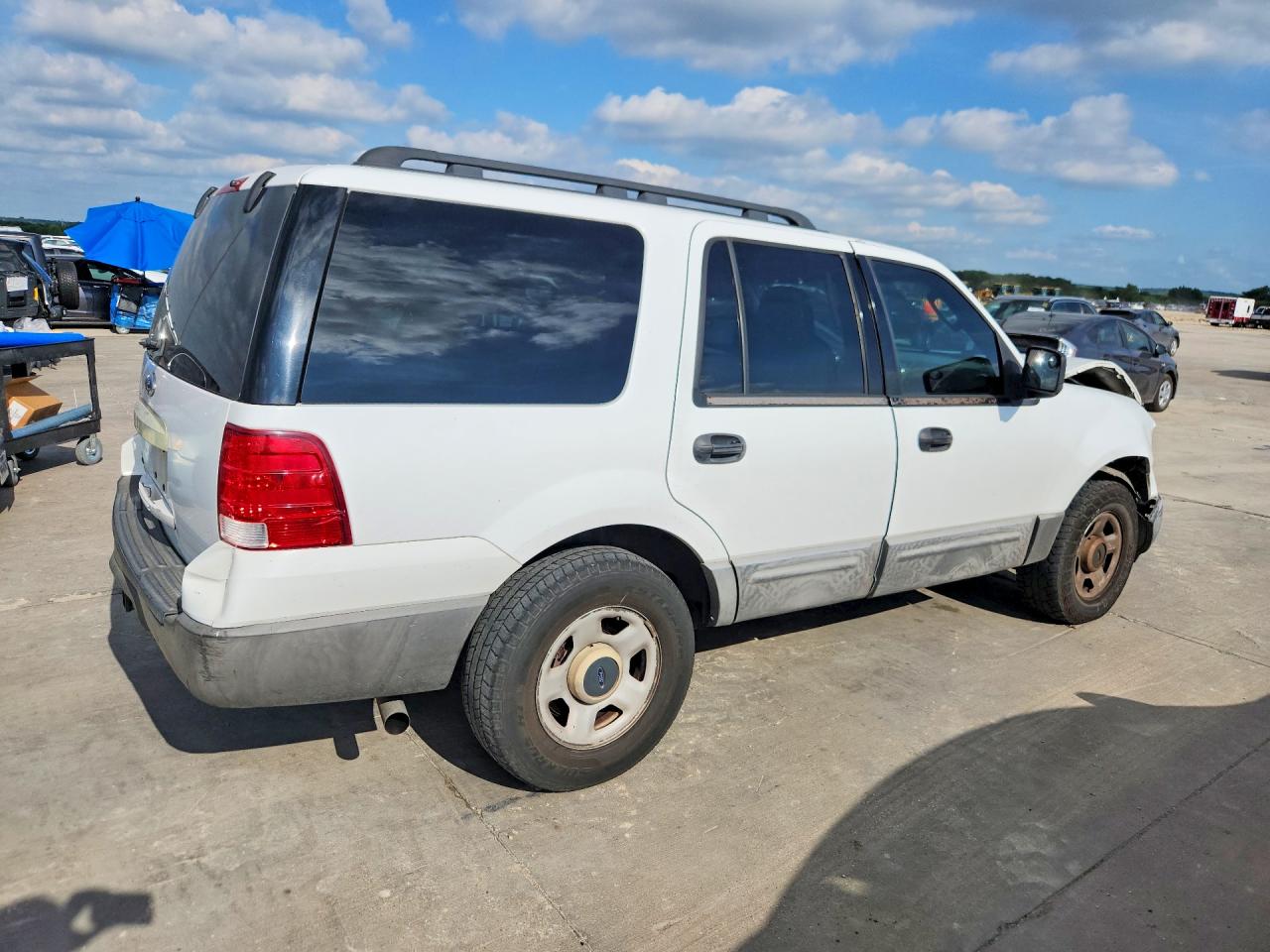 2006 Ford Expedition Xlt White vin: 1FMPU15506LA33161