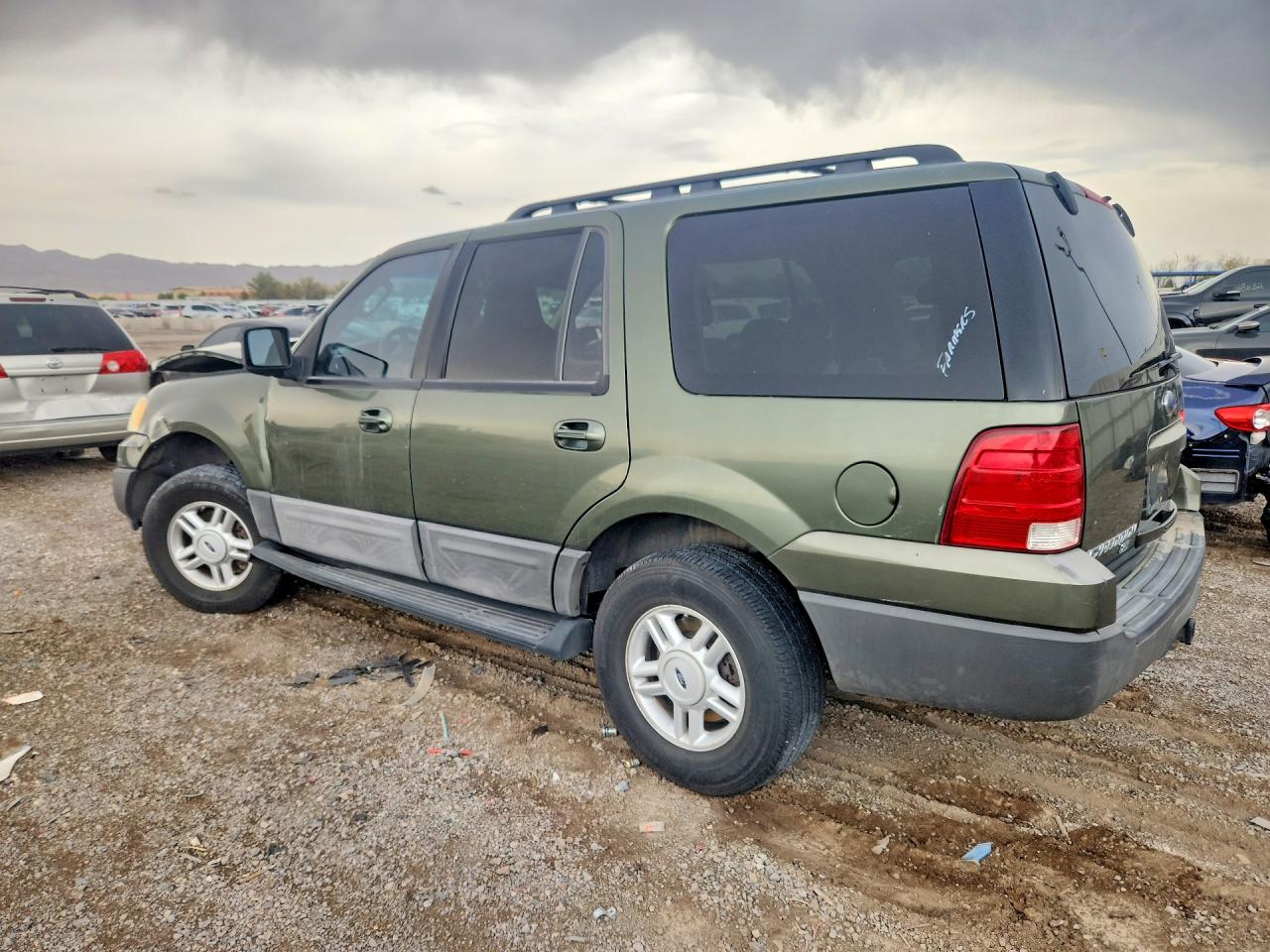 2005 Ford Expedition Xlt Green vin: 1FMPU15535LA11086