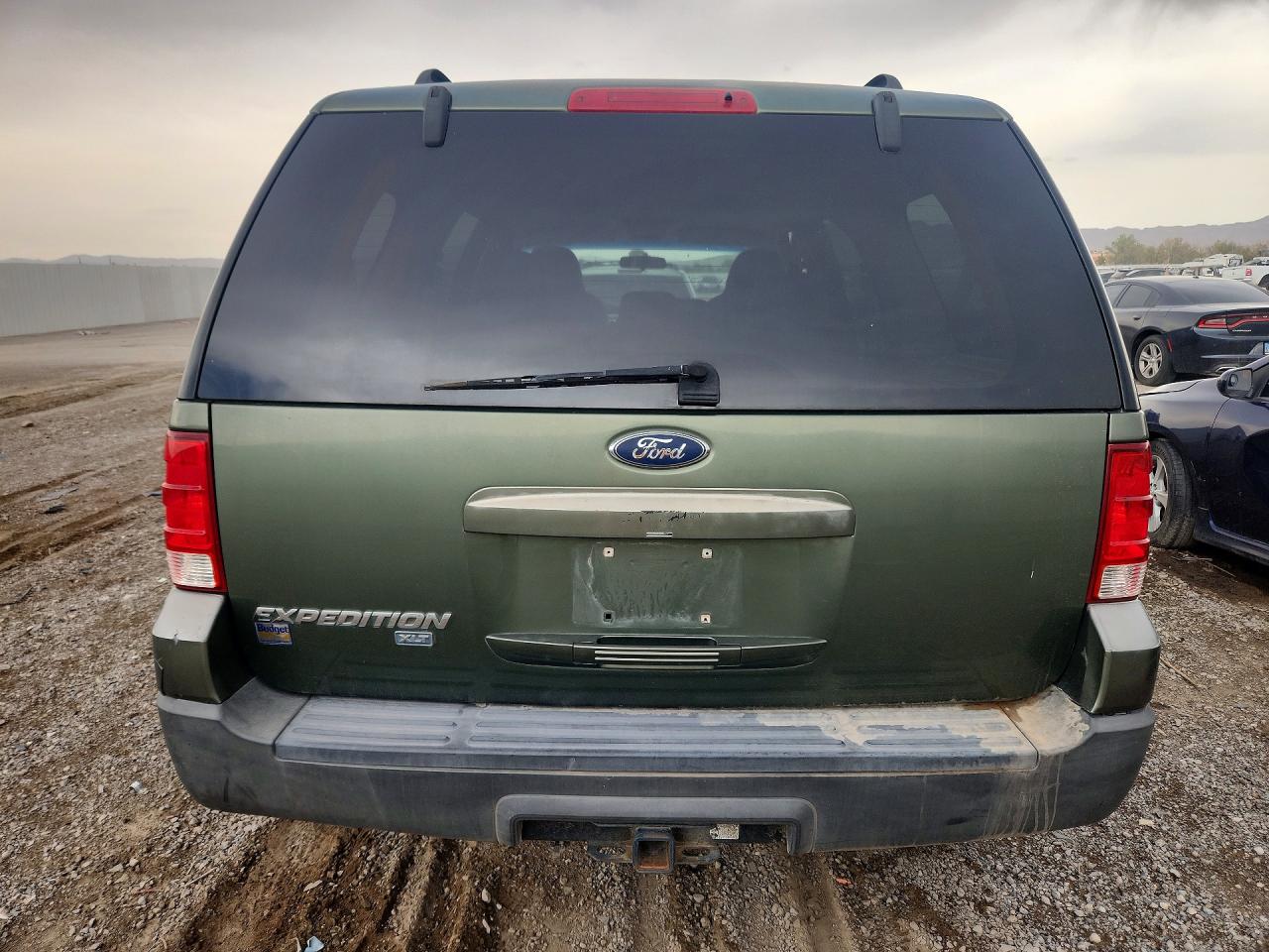 2005 Ford Expedition Xlt Green vin: 1FMPU15535LA11086