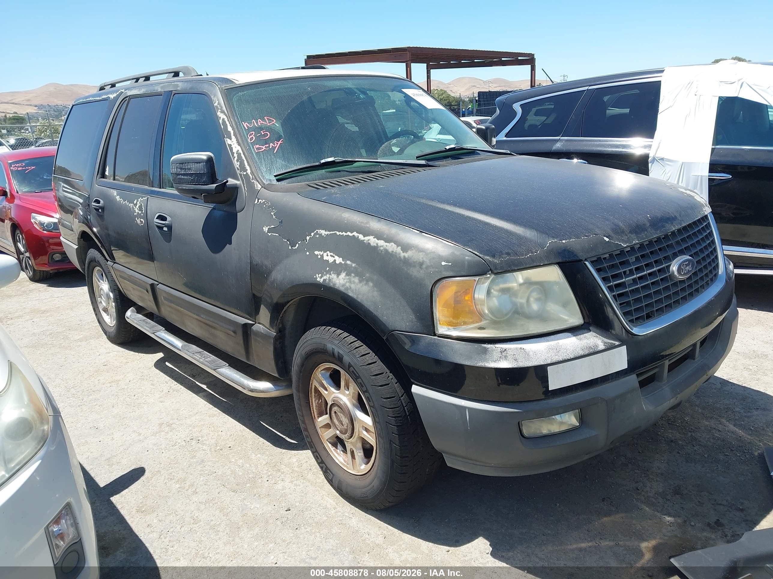 2005 Ford Expedition Xlt Black vin: 1FMPU155X5LA65212