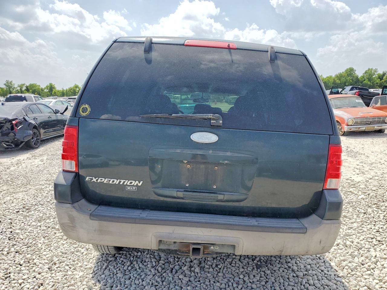 2003 Ford Expedition Xlt Black vin: 1FMPU15L23LB52422