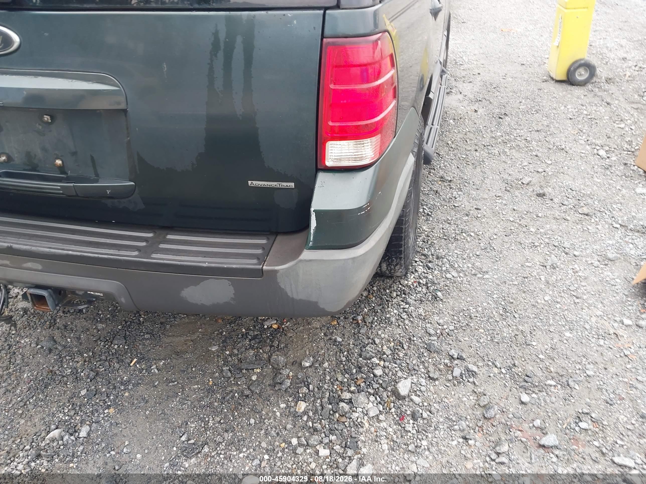 2004 Ford Expedition Xlt Green vin: 1FMPU15L64LB19456