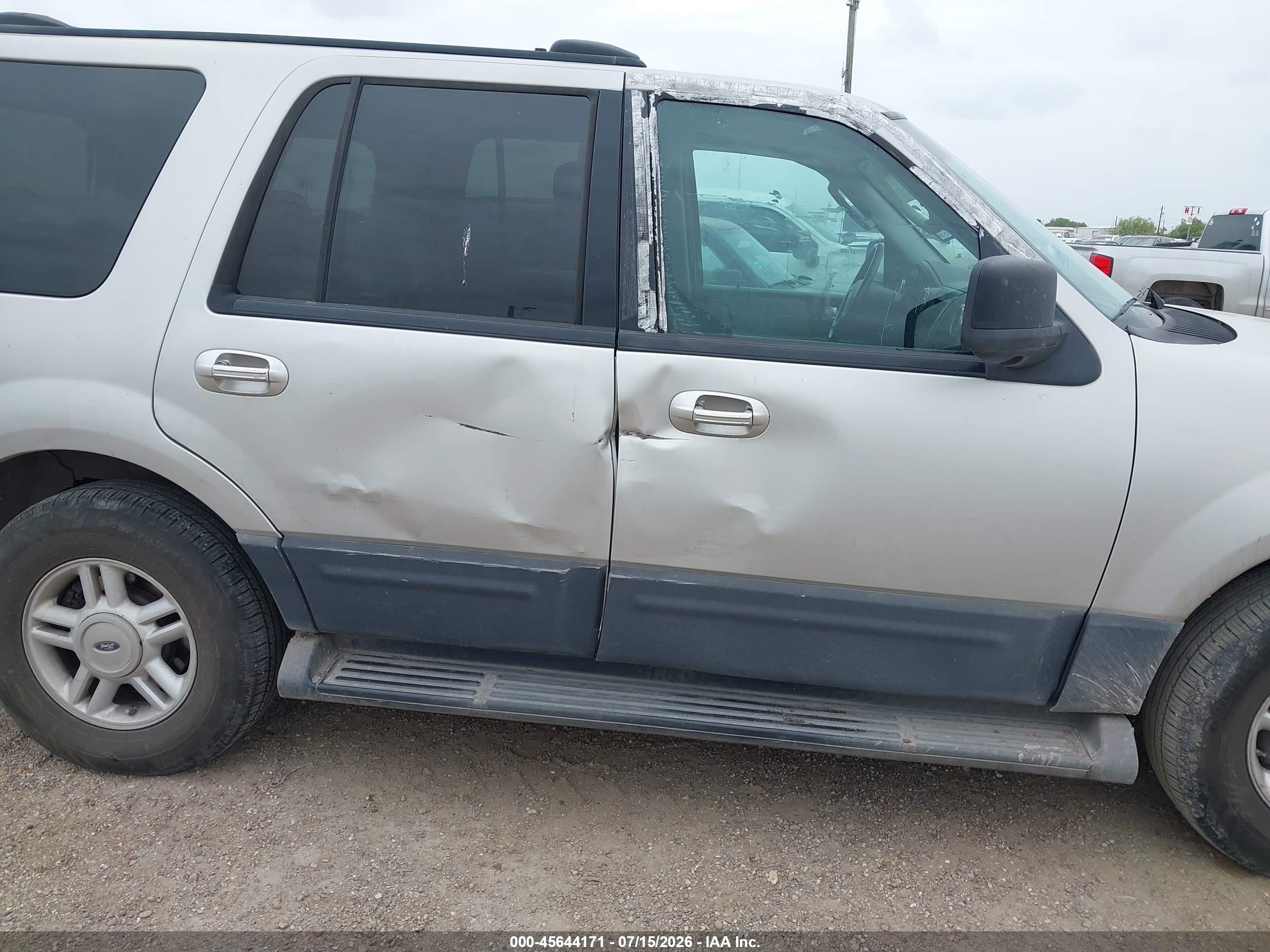2003 Ford Expedition Xlt Gray vin: 1FMPU15L83LB92116