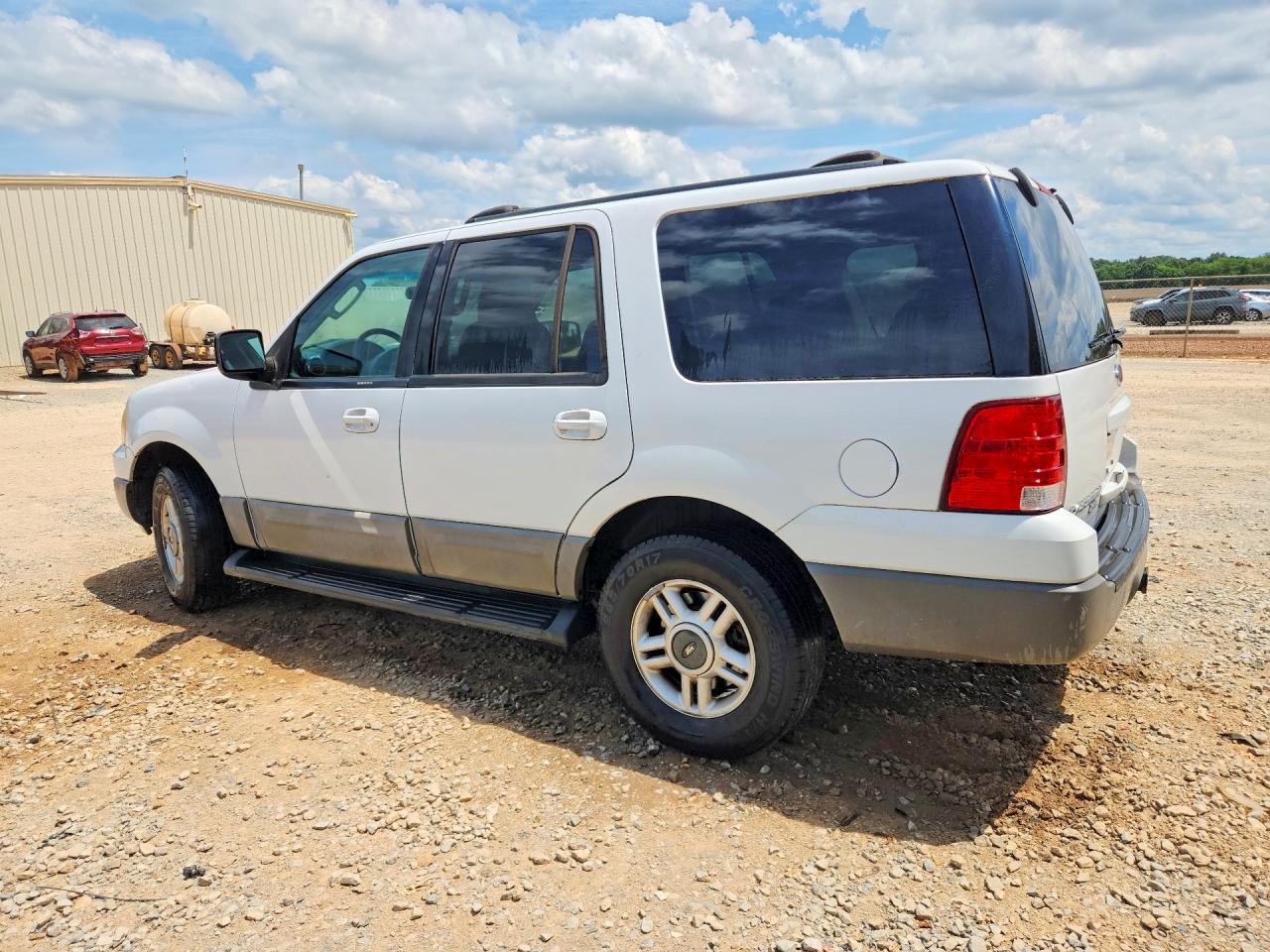 2003 Ford Expedition Xlt White vin: 1FMPU15L93LB06490