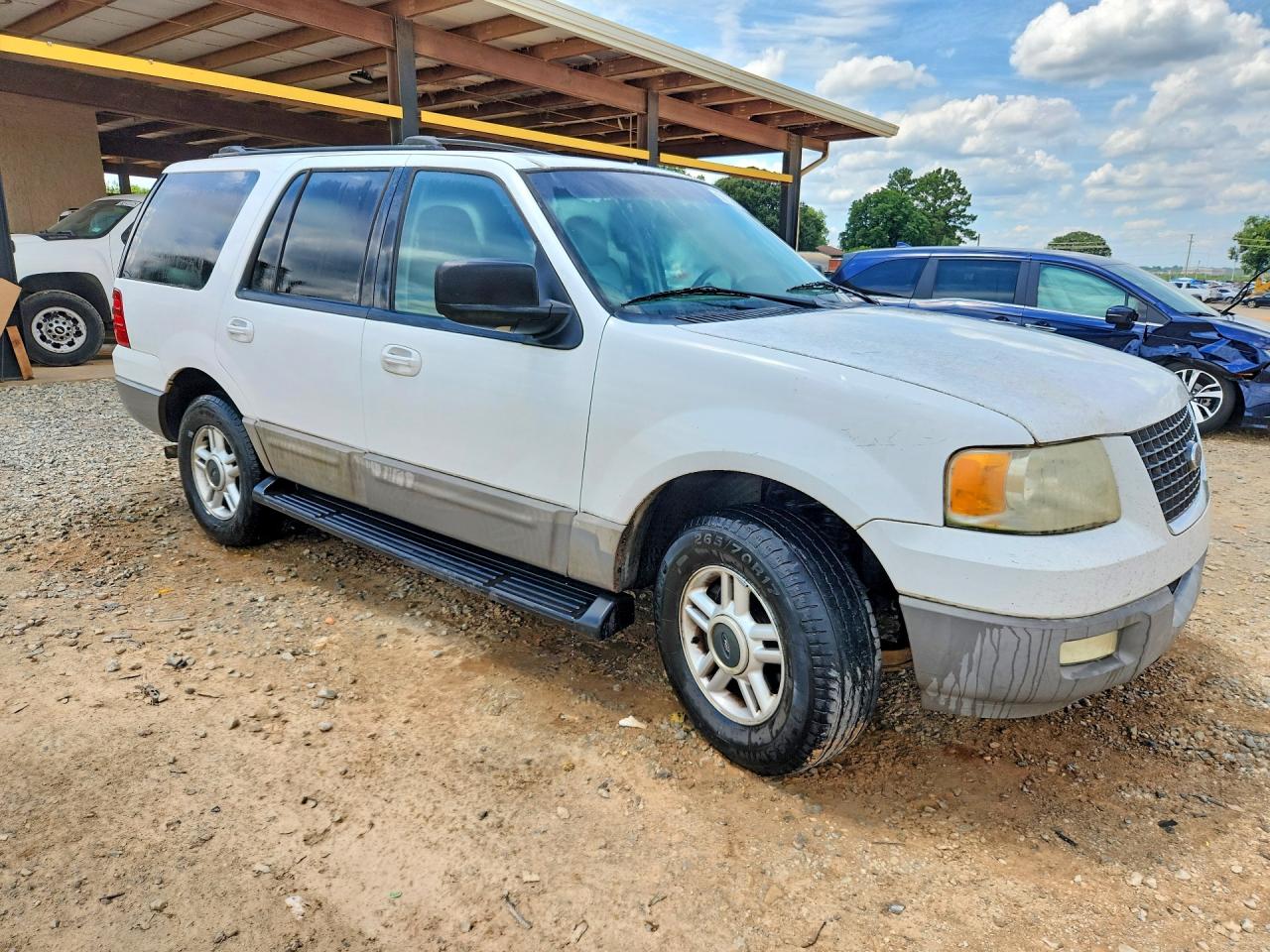 2003 Ford Expedition Xlt White vin: 1FMPU15L93LB06490