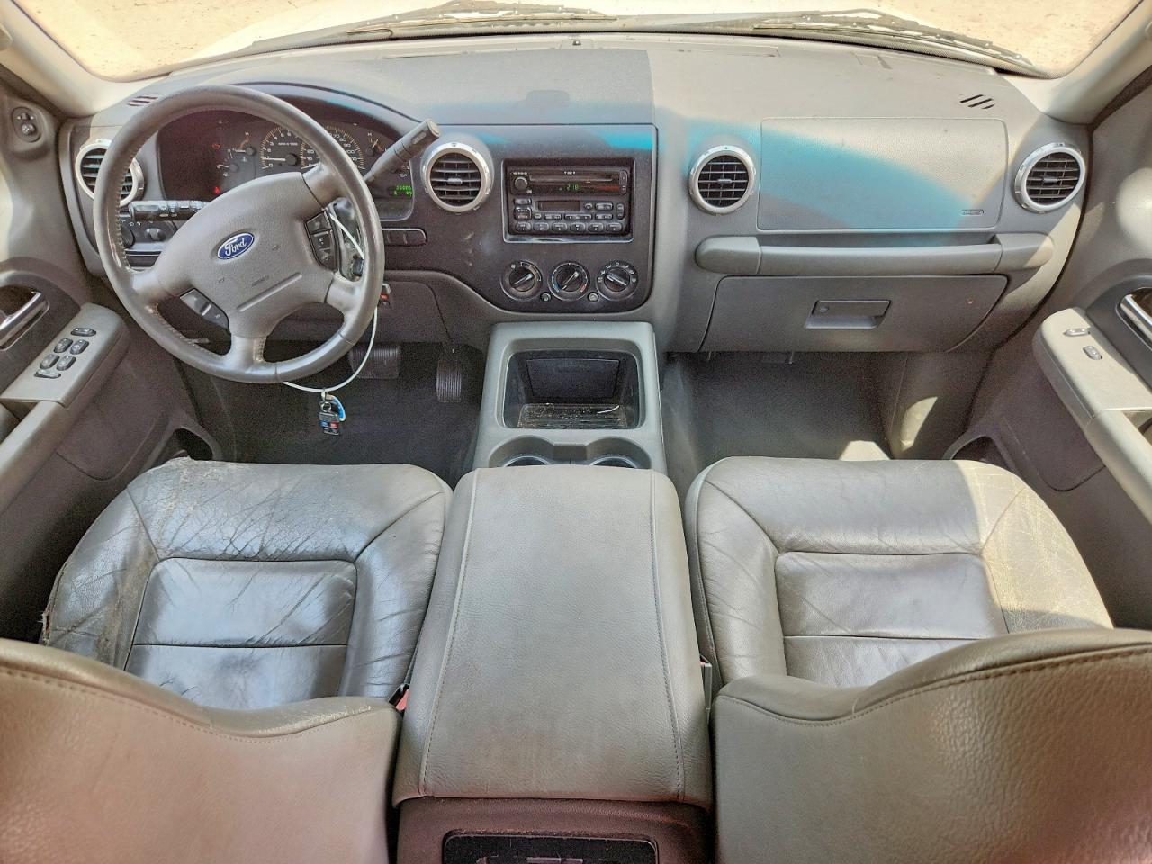 2003 Ford Expedition Xlt White vin: 1FMPU15L93LB06490