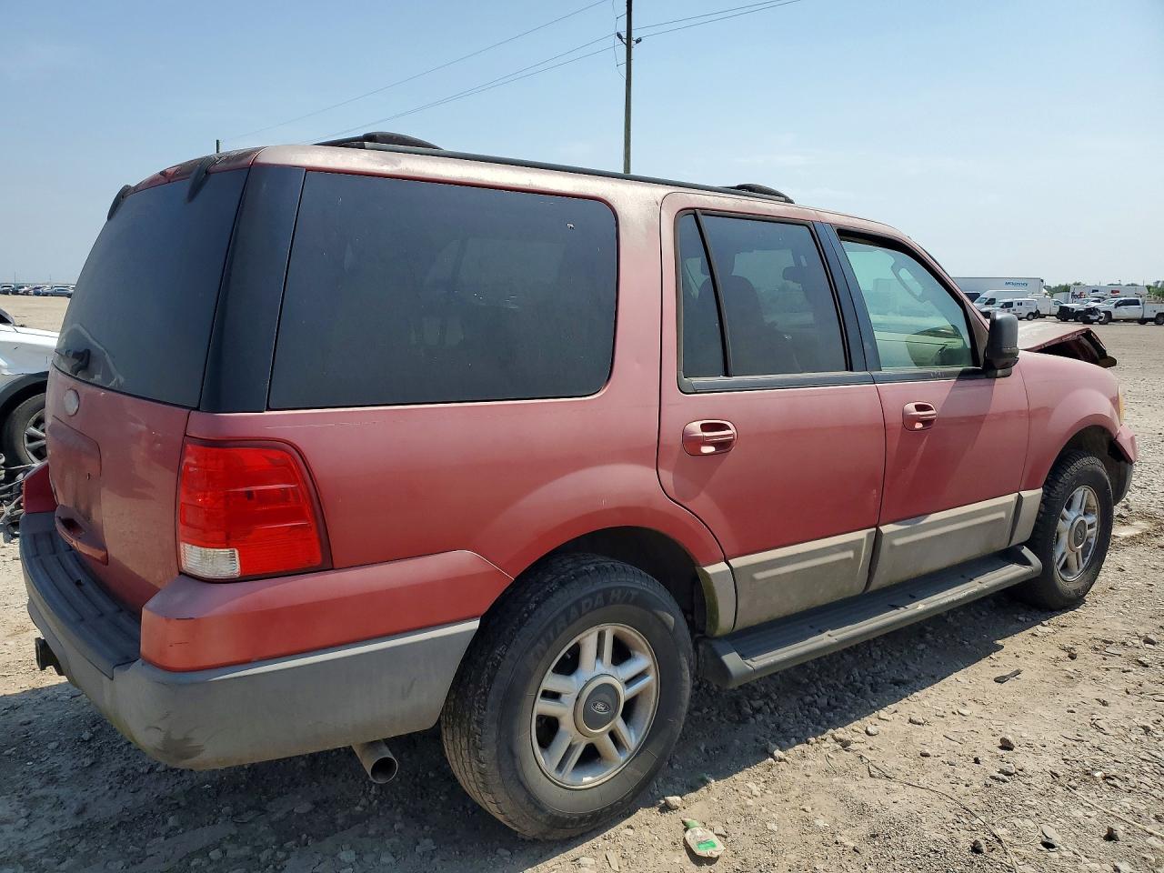 2003 Ford Expedition Xlt Red vin: 1FMPU15L93LB49775