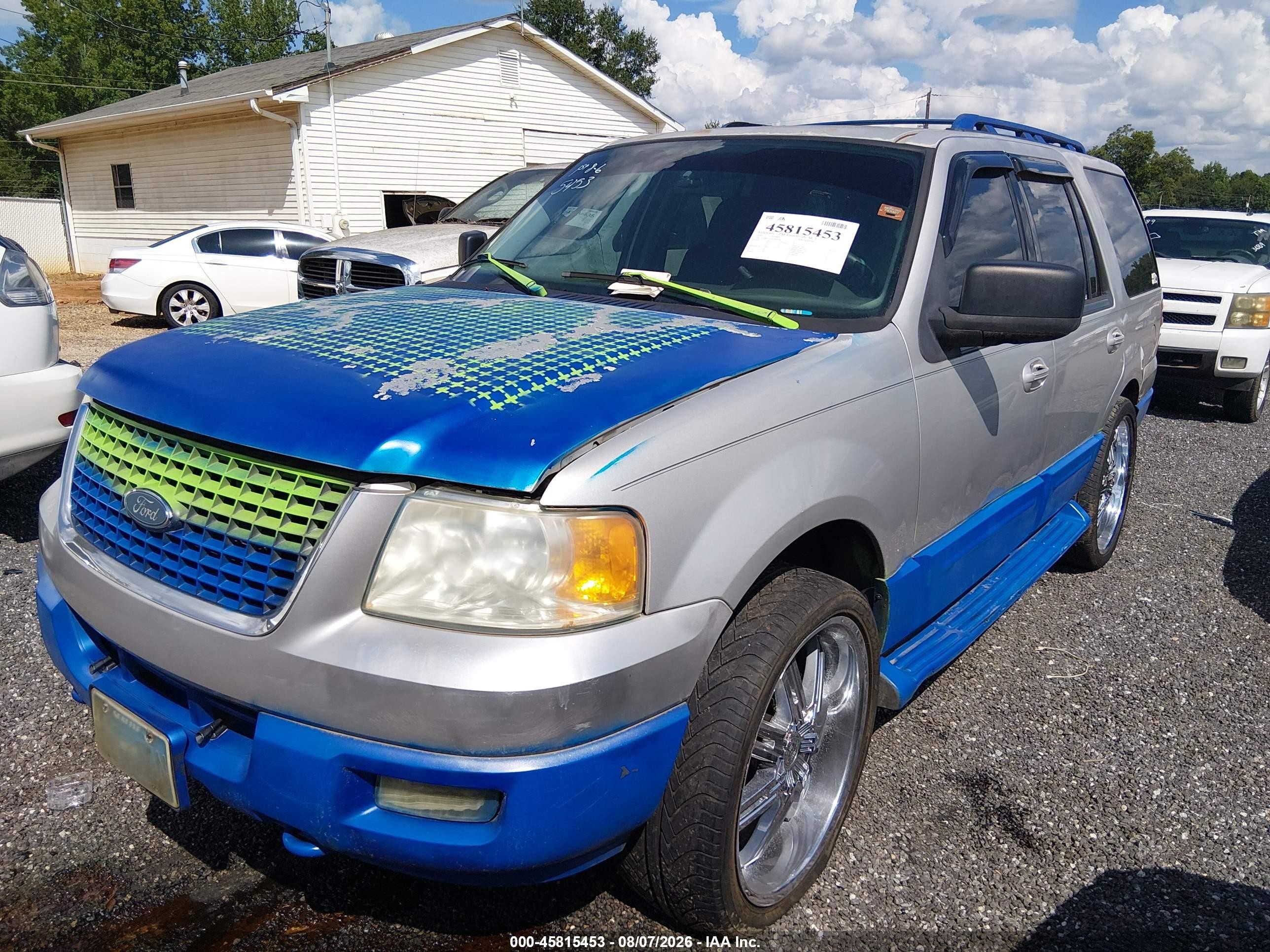 2005 Ford Expedition Nbx/xlt Silver vin: 1FMPU16515LB08799