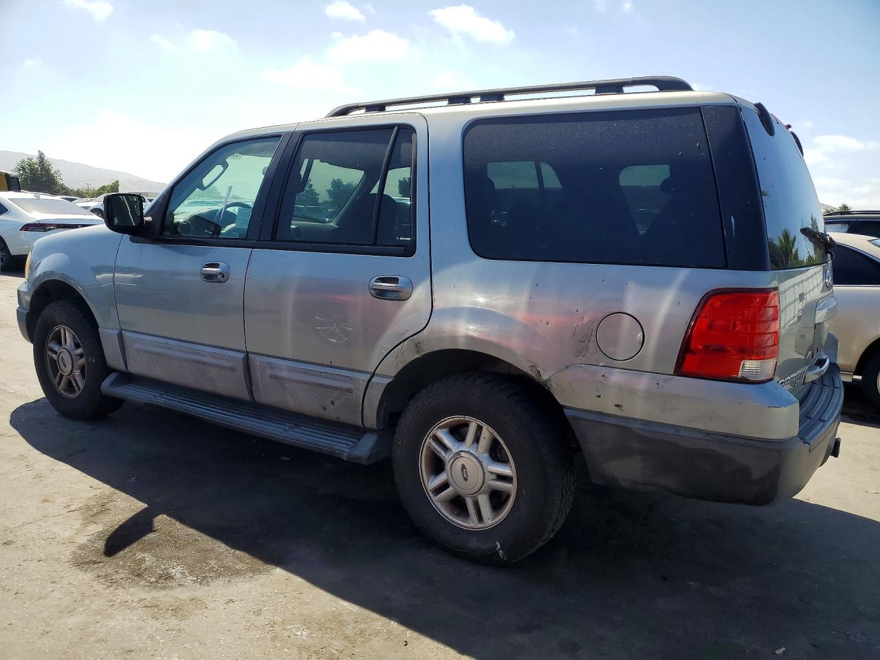 2006 Ford Expedition Xlt Silver vin: 1FMPU16516LA54552