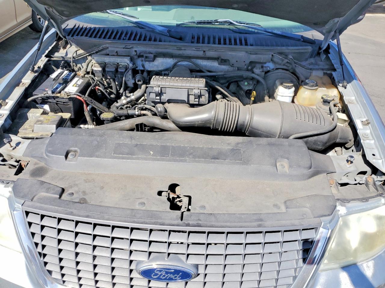 2006 Ford Expedition Xlt Silver vin: 1FMPU16516LA54552