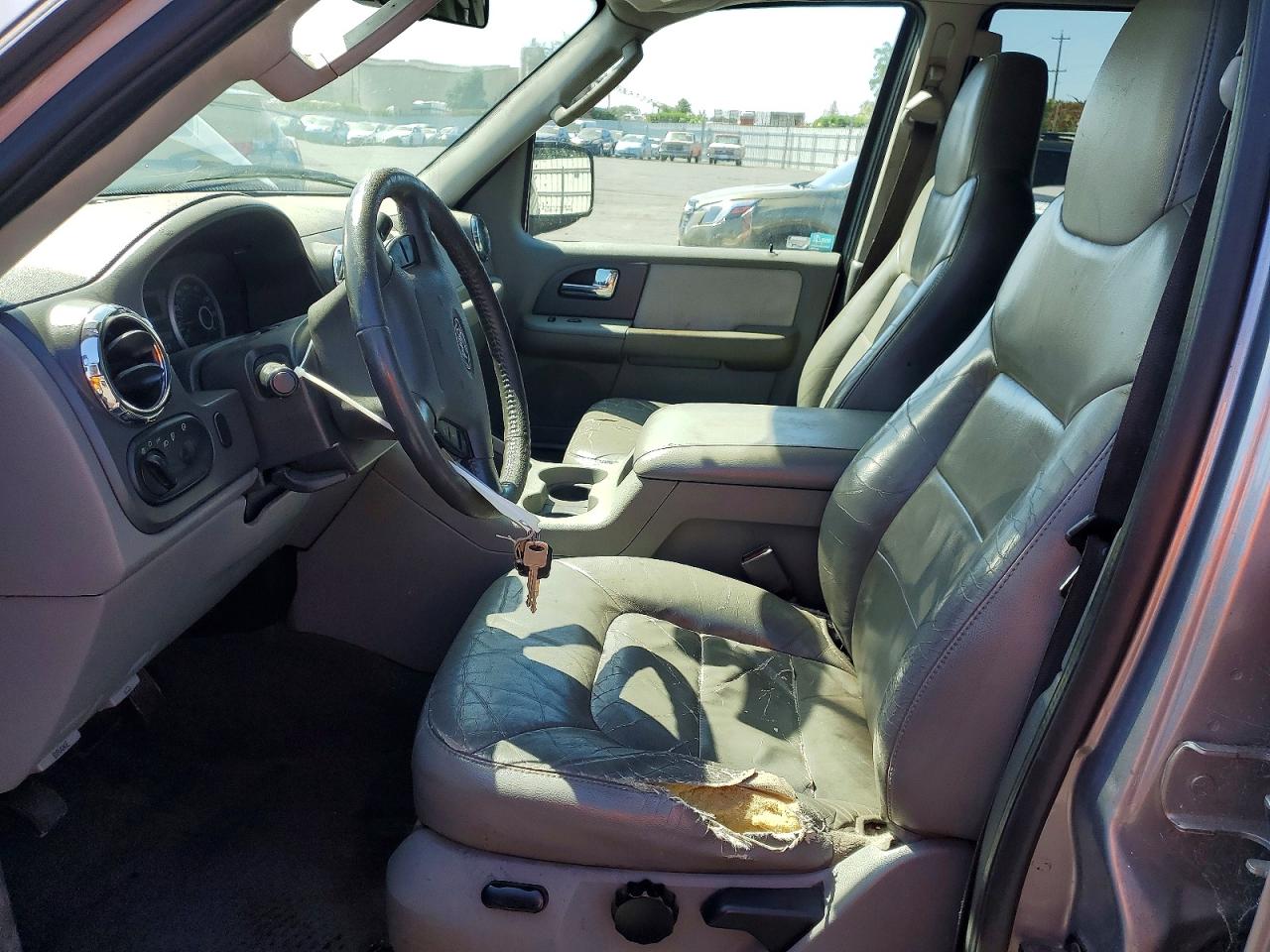 2006 Ford Expedition Xlt Silver vin: 1FMPU16516LA54552
