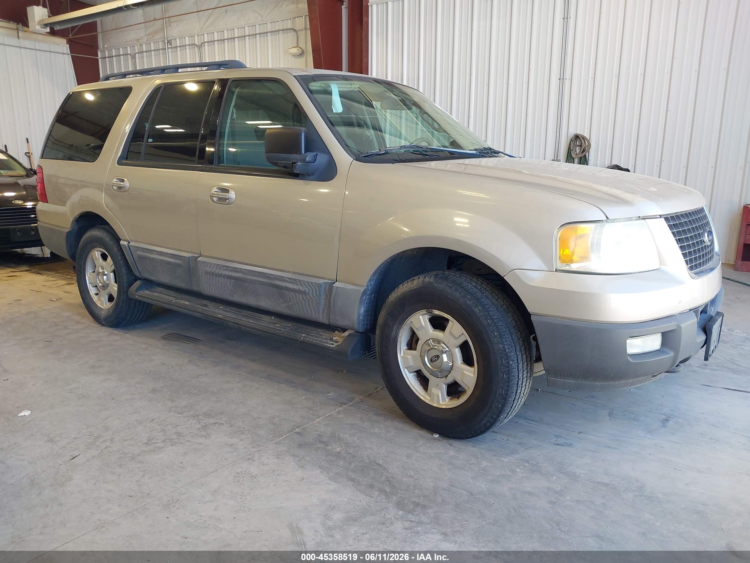 2005 Ford Expedition Nbx/xlt Gold vin: 1FMPU16555LB02018