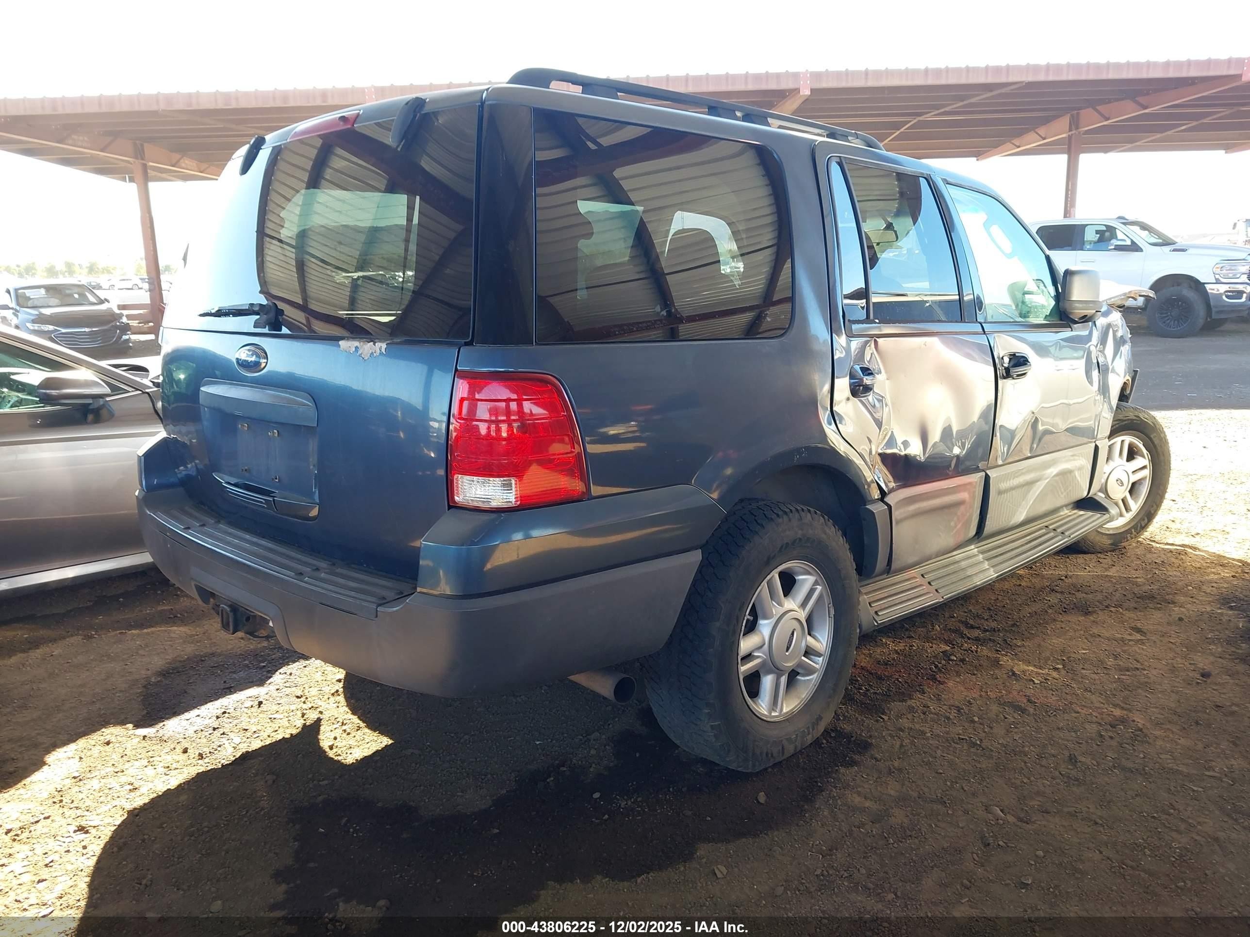2005 Ford Expedition Nbx/xlt Blue vin: 1FMPU16555LB12631