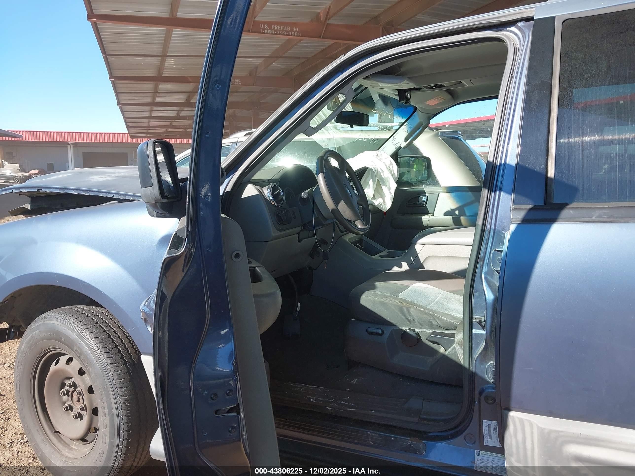 2005 Ford Expedition Nbx/xlt Blue vin: 1FMPU16555LB12631