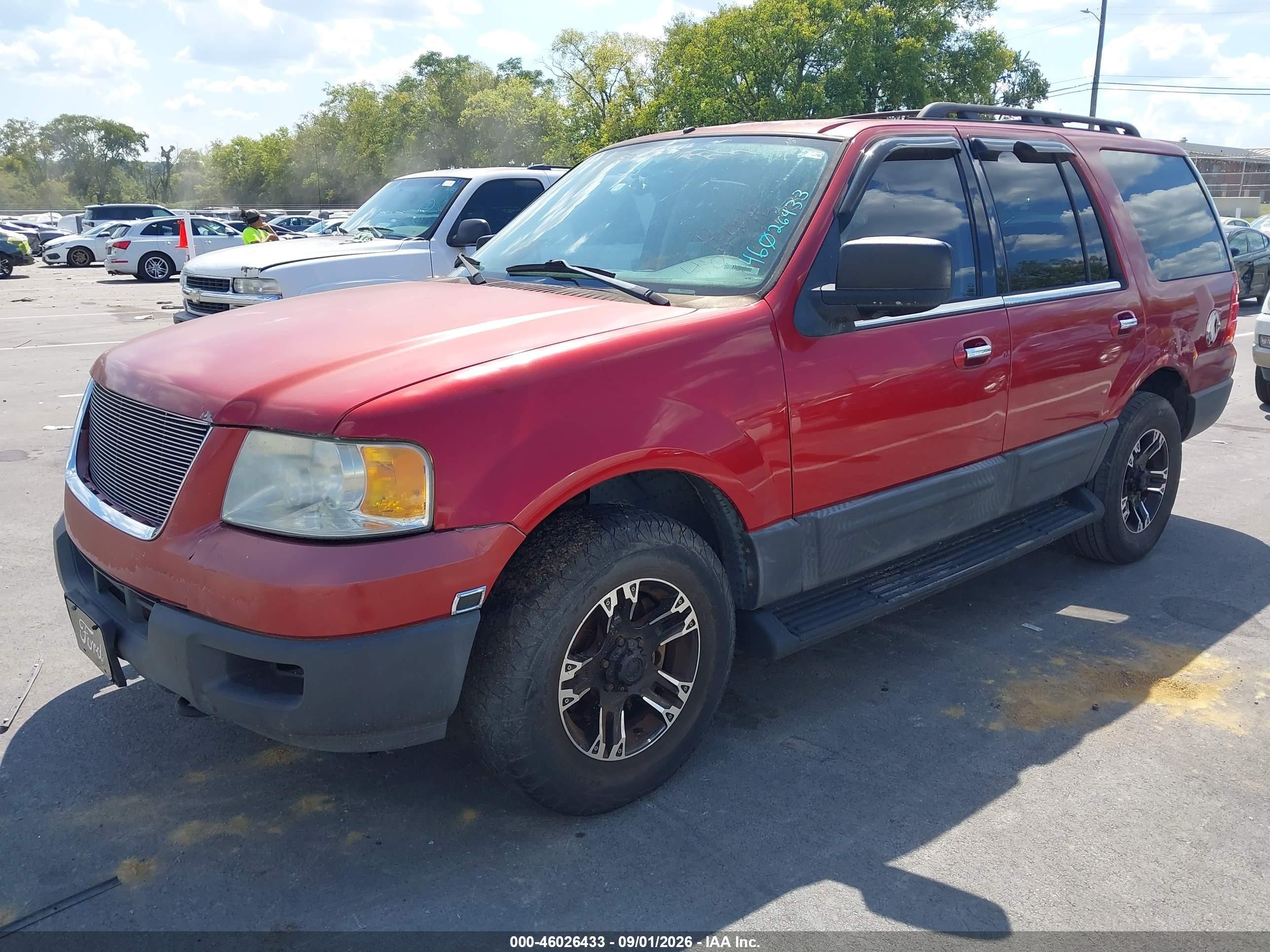 2005 Ford Expedition Nbx/xlt Red vin: 1FMPU16575LA71581