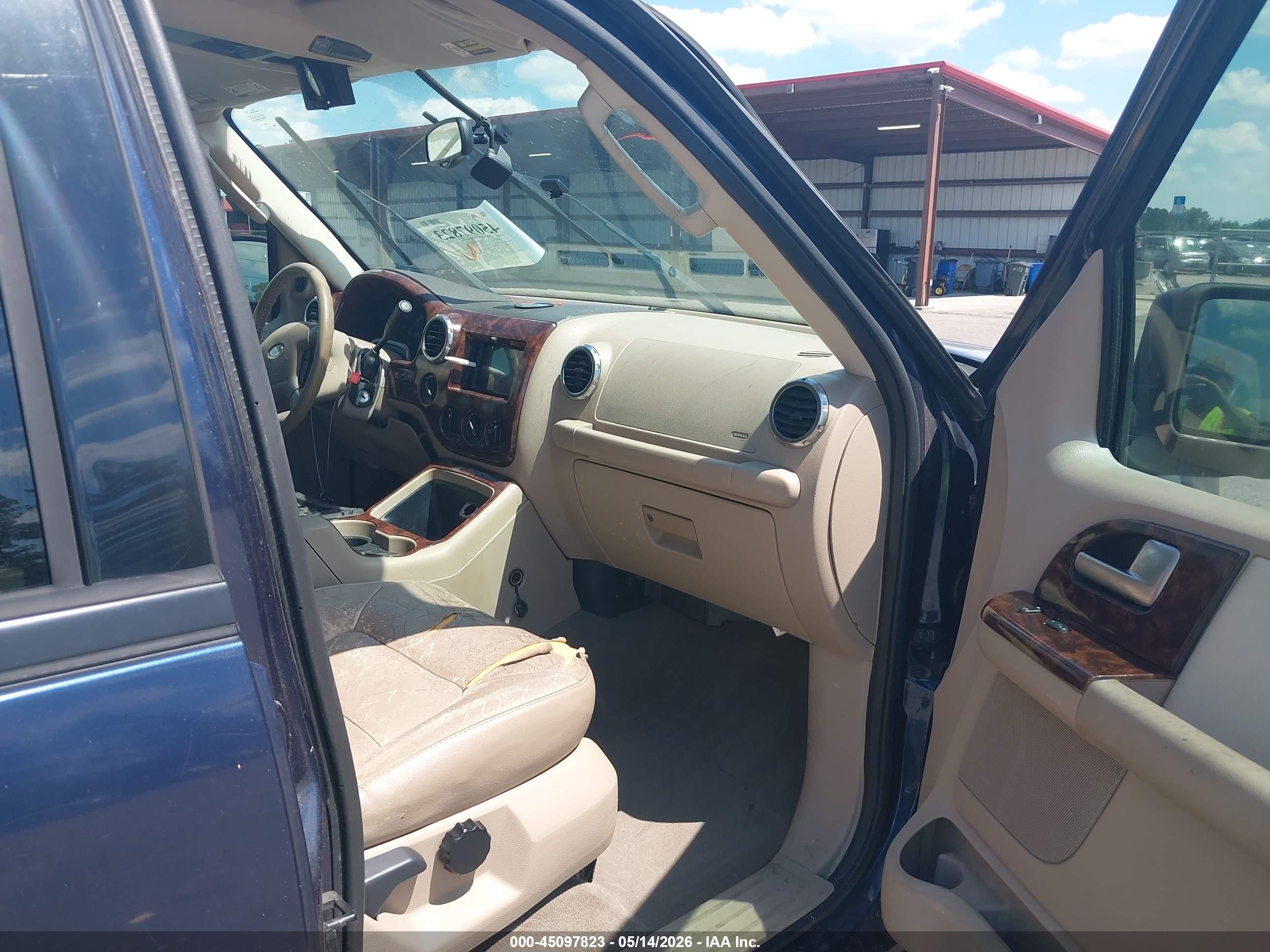 2004 Ford Expedition Nbx/xlt Blue vin: 1FMPU16L04LA34627