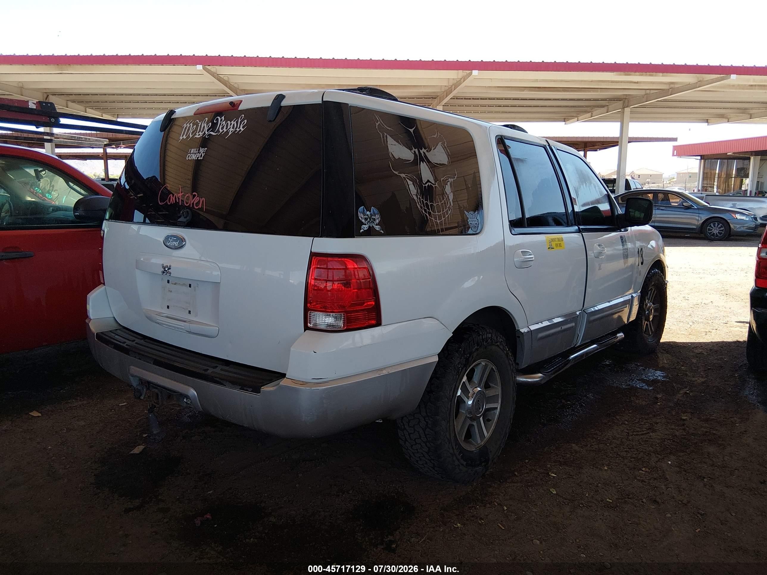 2004 Ford Expedition Nbx/xlt White vin: 1FMPU16L04LA89093