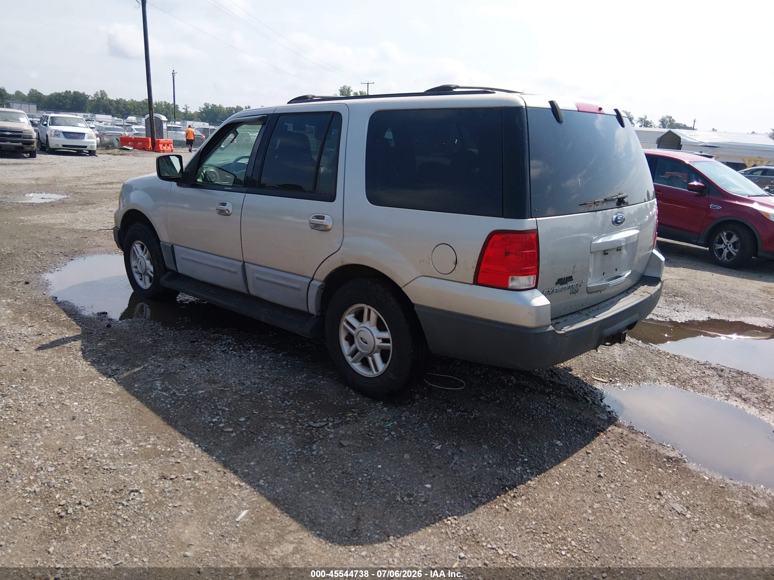 2004 Ford Expedition Nbx/xlt Silver vin: 1FMPU16L04LB81966