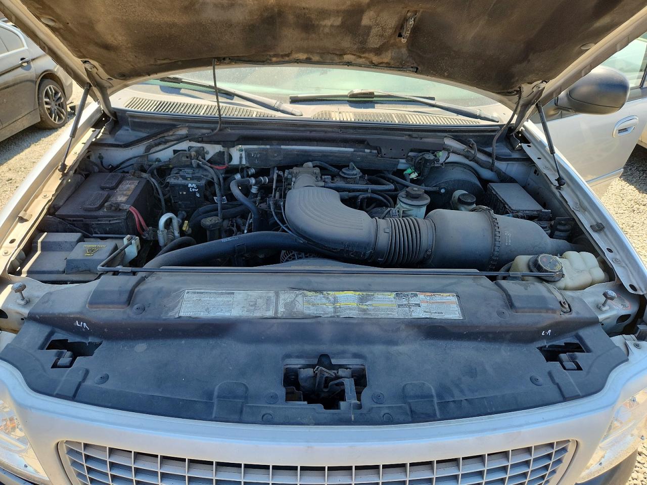 2000 Ford Expedition Xlt Silver vin: 1FMPU16L0YLB77986