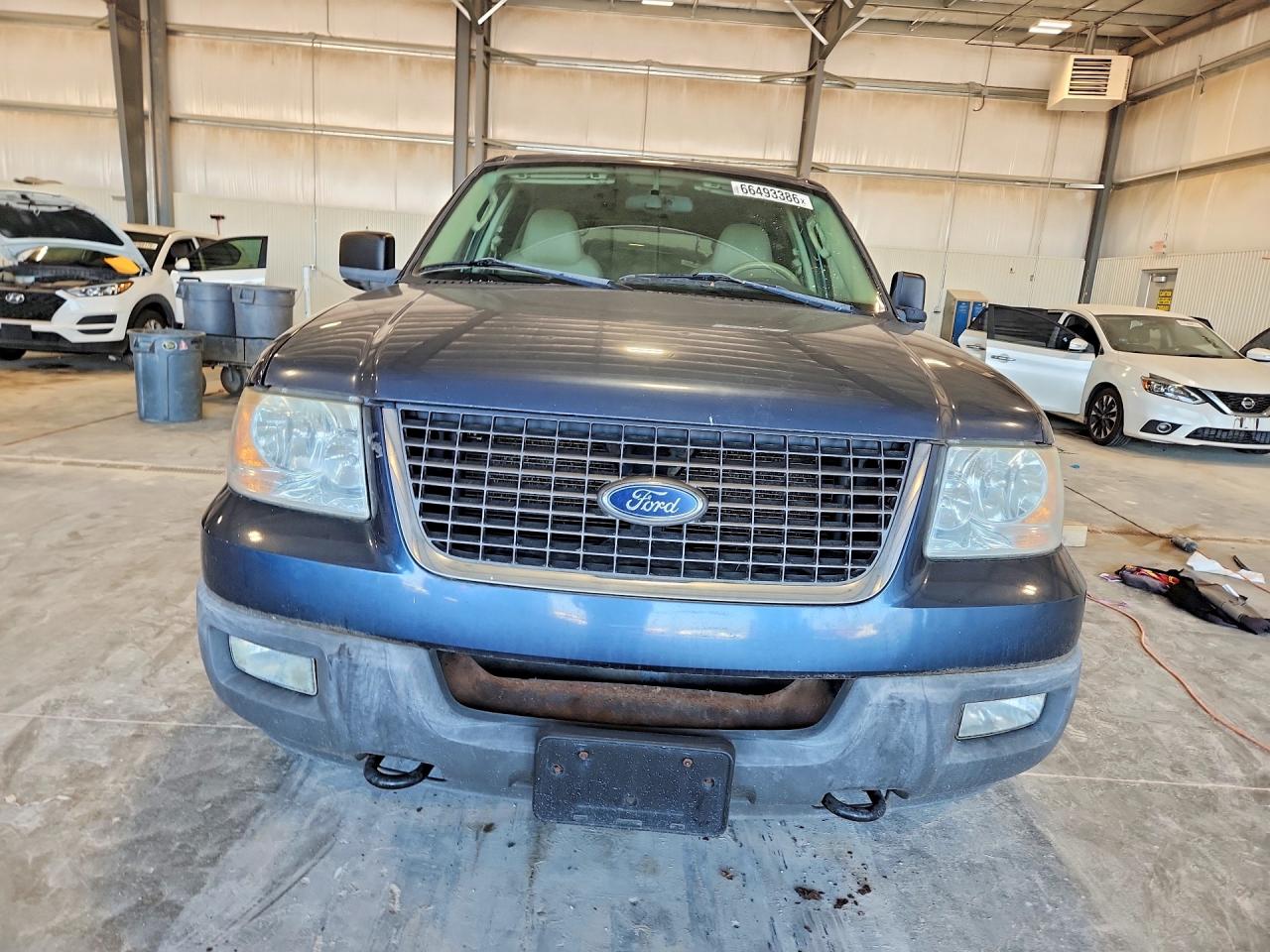 2003 Ford Expedition Xlt Blue vin: 1FMPU16L23LC13587