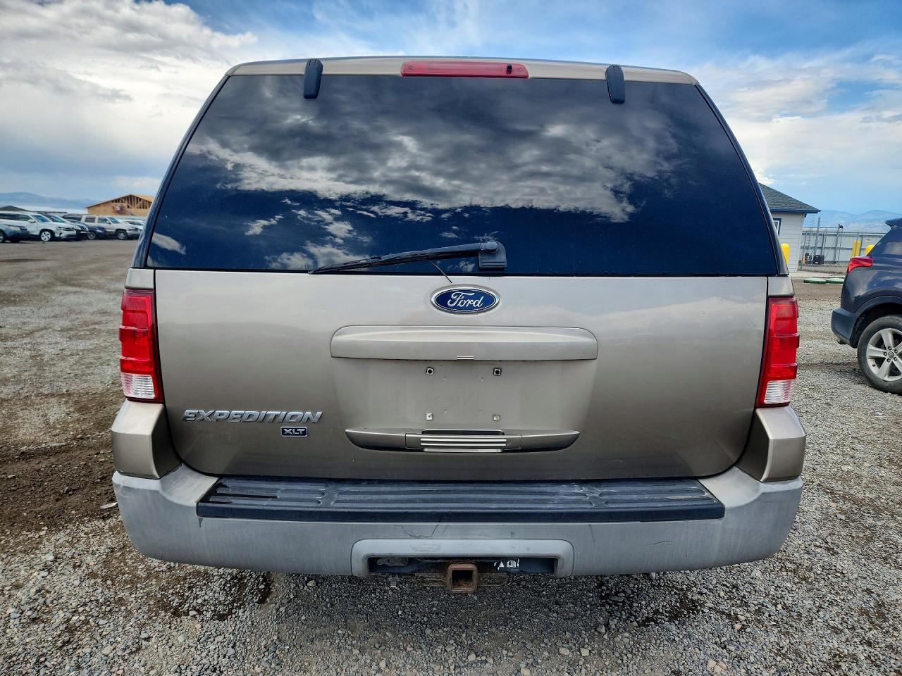 2003 Ford Expedition Xlt Brown vin: 1FMPU16L23LC38554