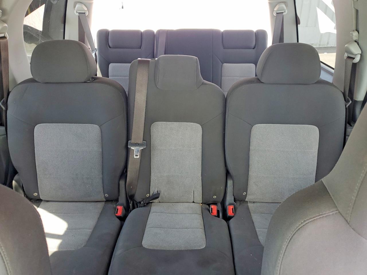 2004 Ford Expedition Xlt White vin: 1FMPU16L24LB69883