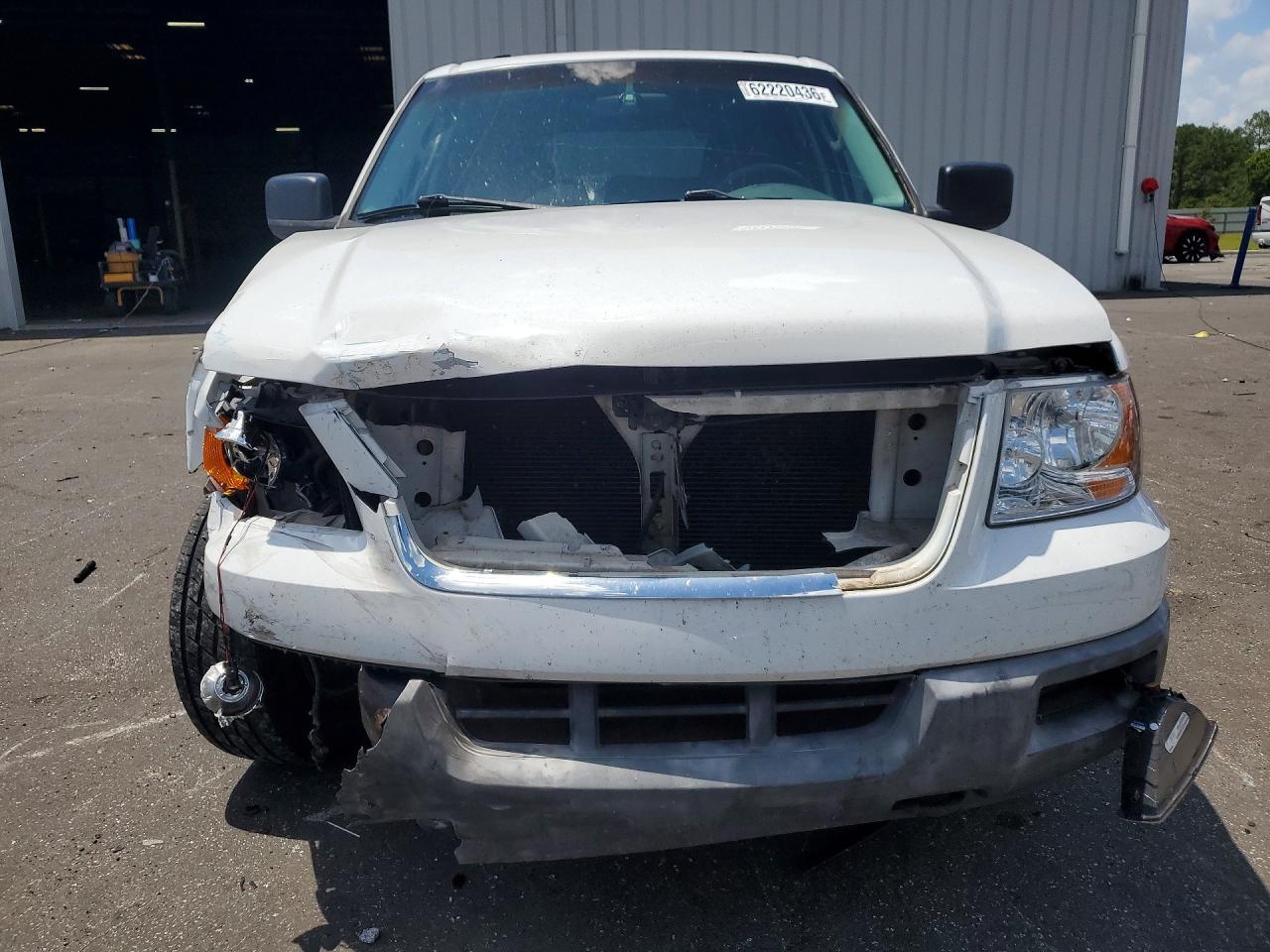 2004 Ford Expedition Xlt White vin: 1FMPU16L24LB69883
