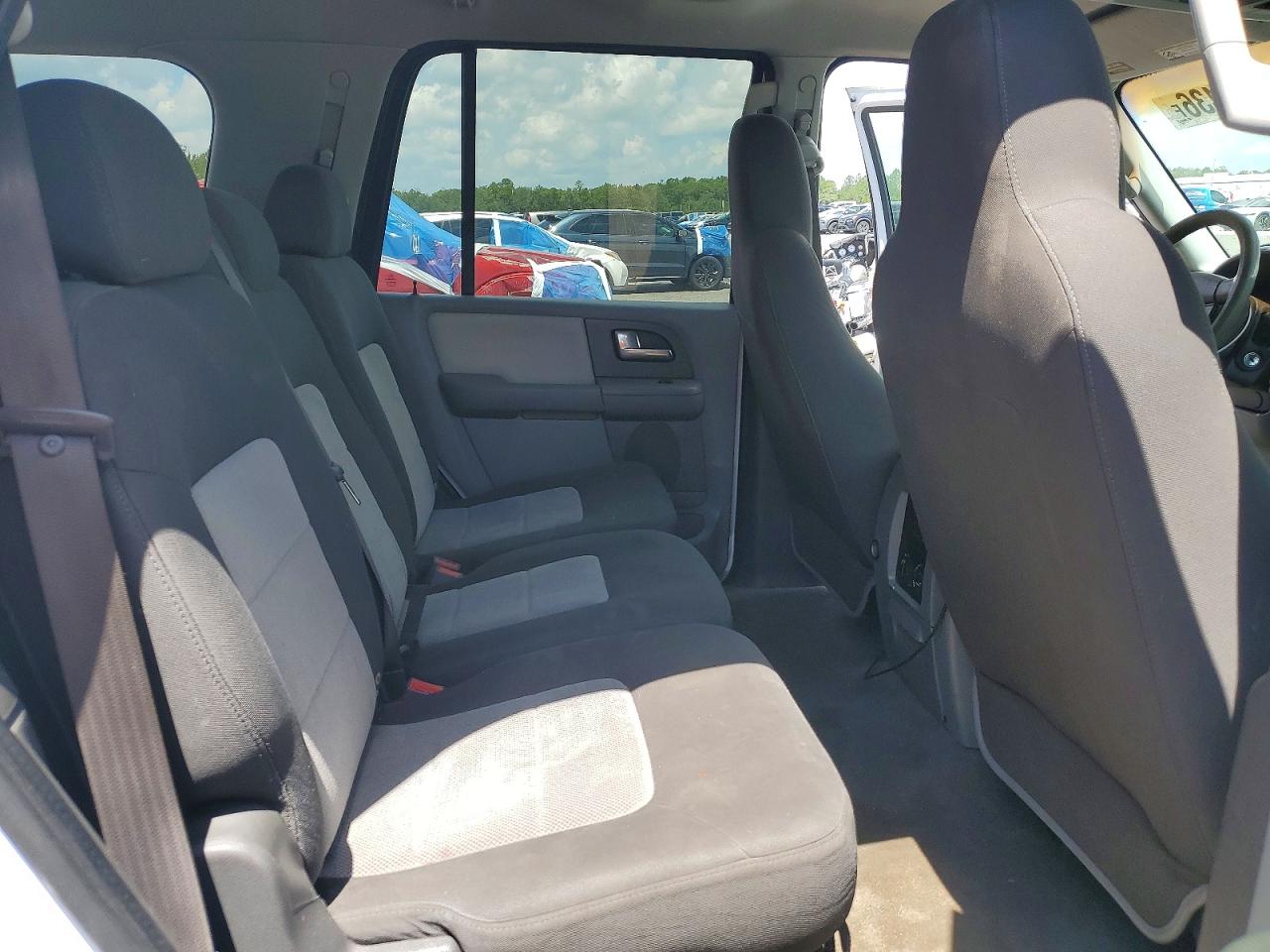 2004 Ford Expedition Xlt White vin: 1FMPU16L24LB69883