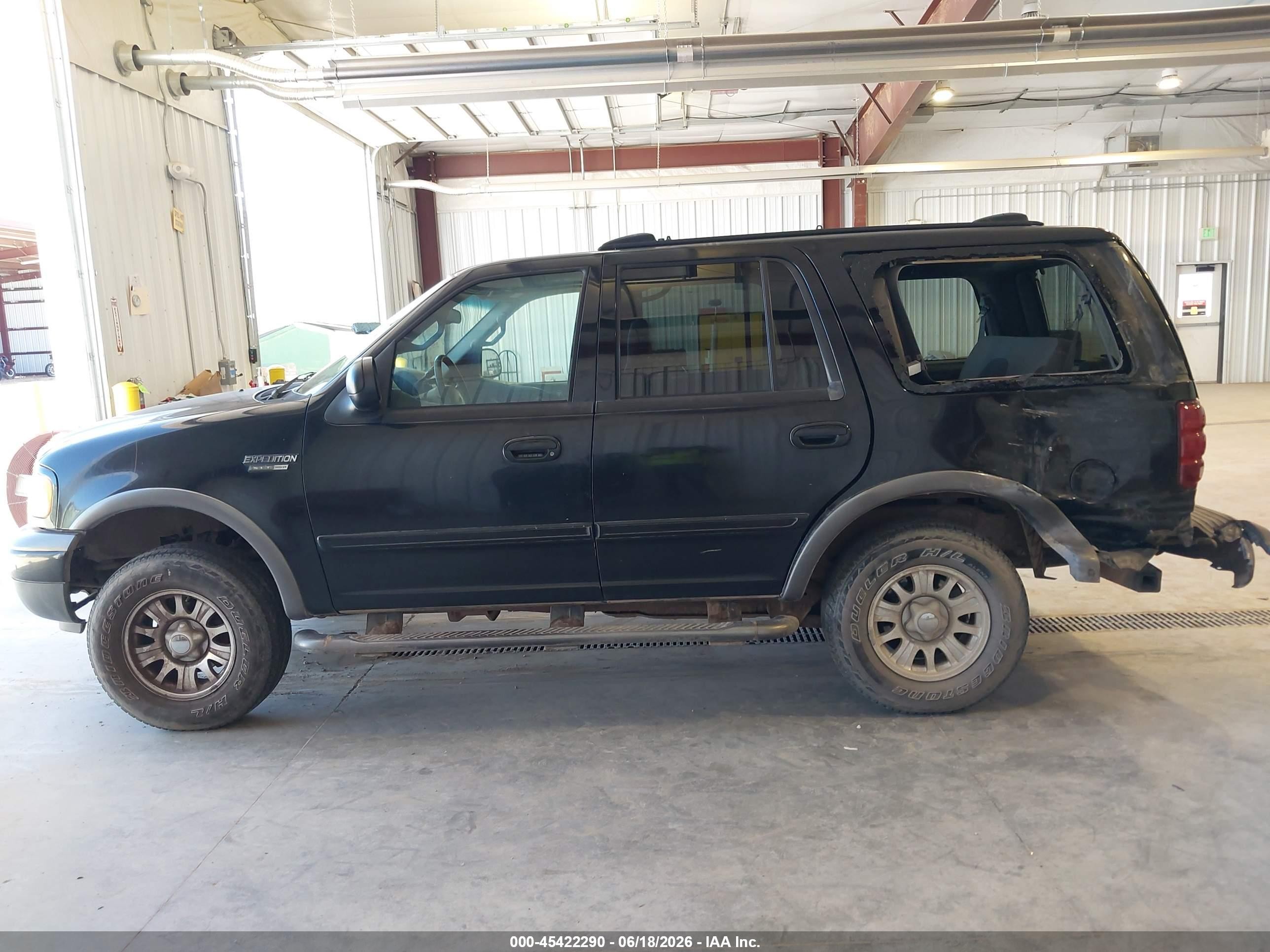 2001 Ford Expedition Xlt Dark Blue vin: 1FMPU16L31LB02785