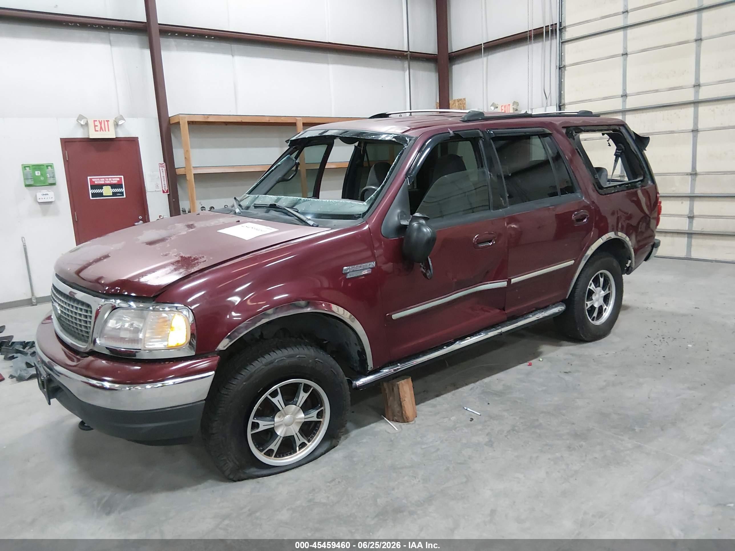 2001 Ford Expedition Xlt Red vin: 1FMPU16L31LB31607