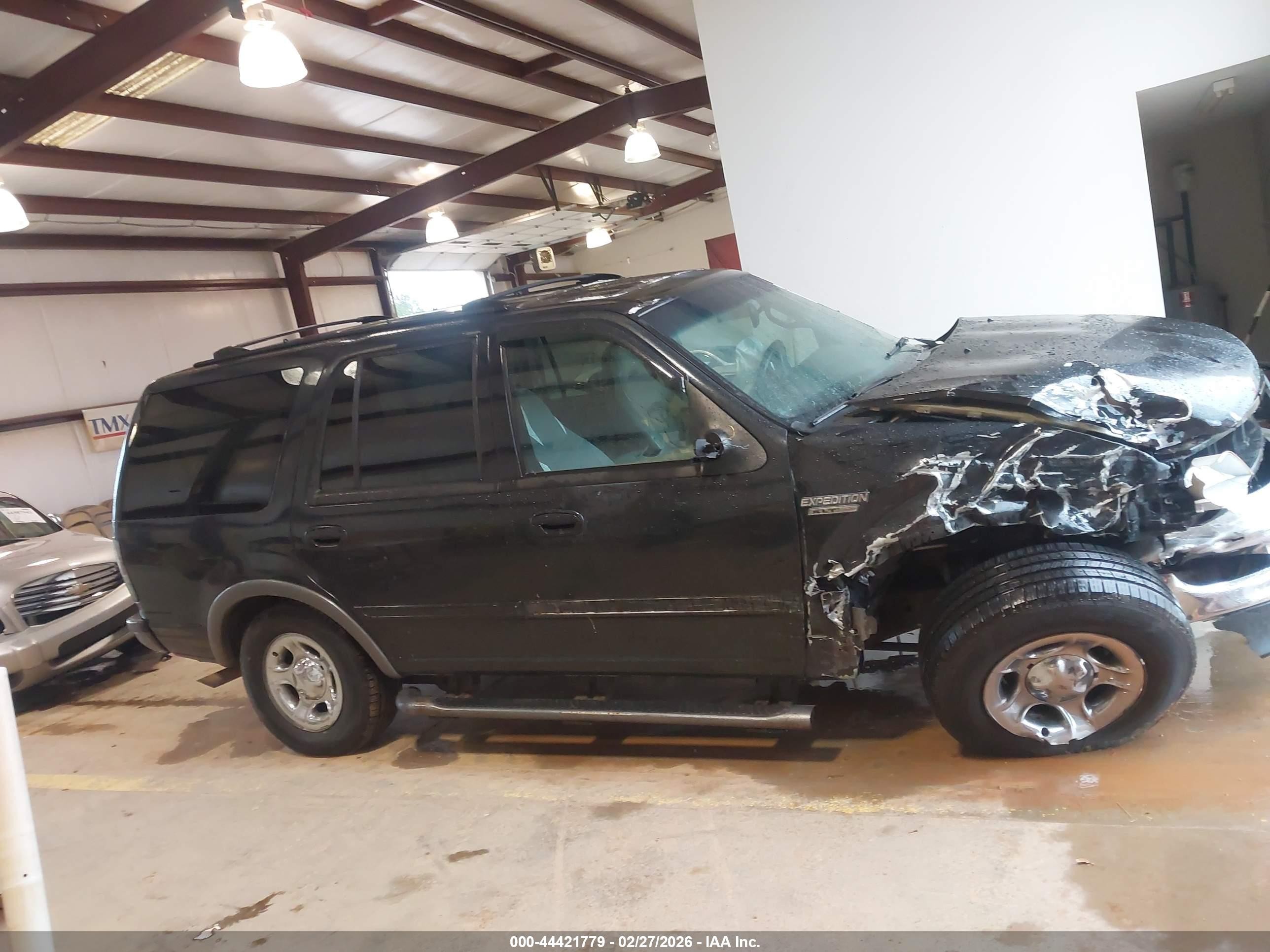 2001 Ford Expedition Xlt Black vin: 1FMPU16L31LB81097