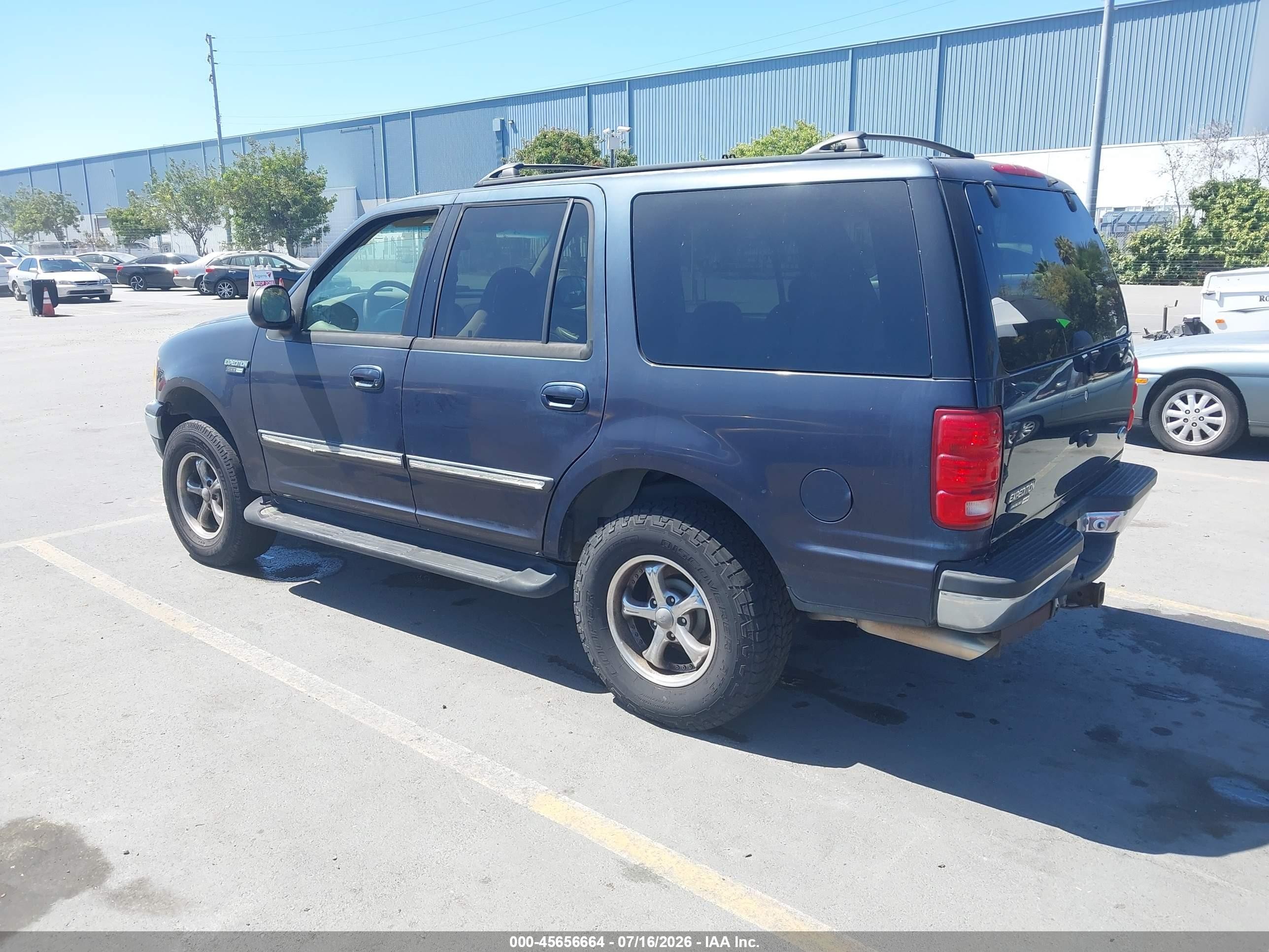 2001 Ford Expedition Xlt Blue vin: 1FMPU16L41LB04822