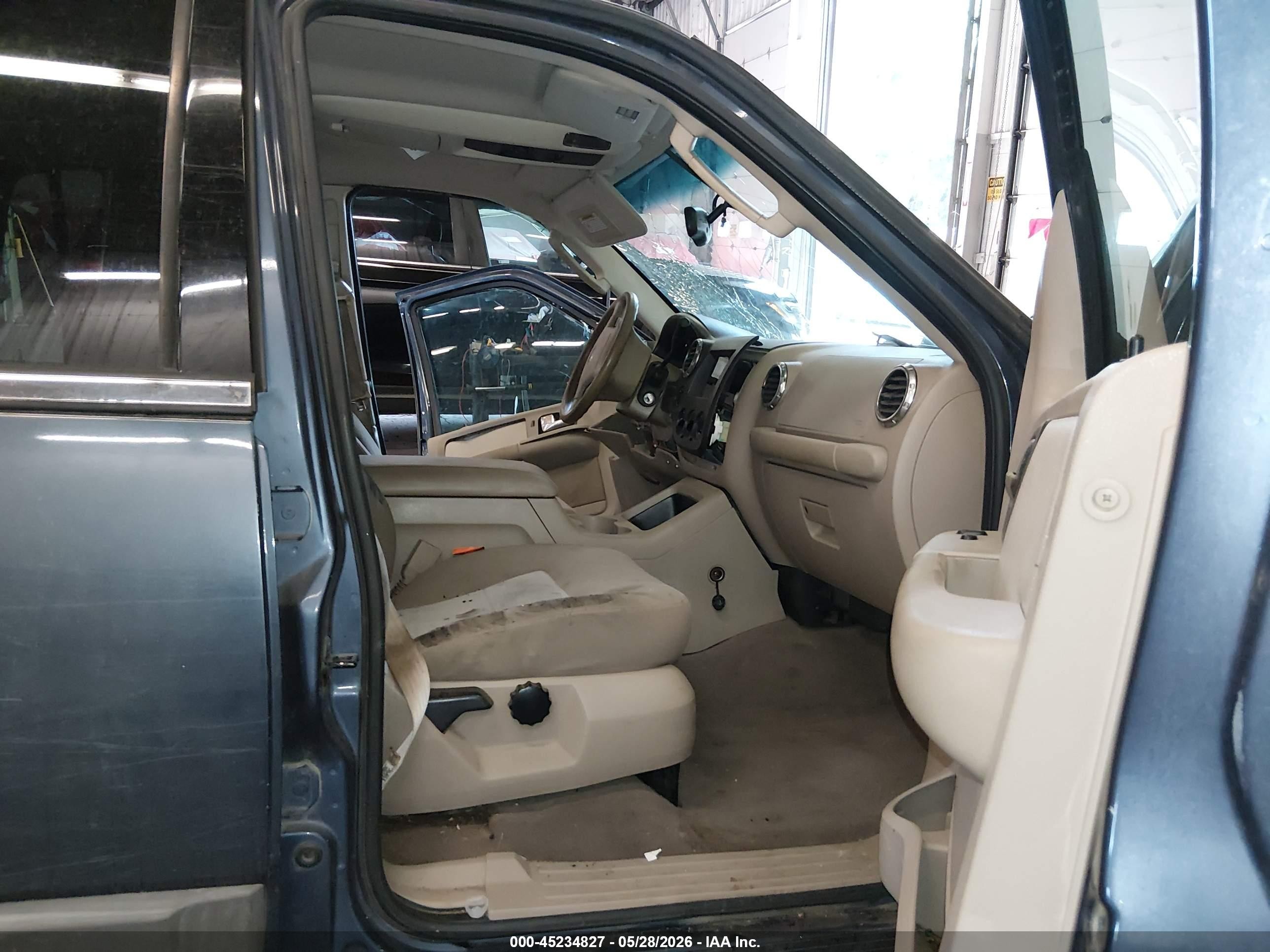 2003 Ford Expedition Xlt Blue vin: 1FMPU16L53LA13173