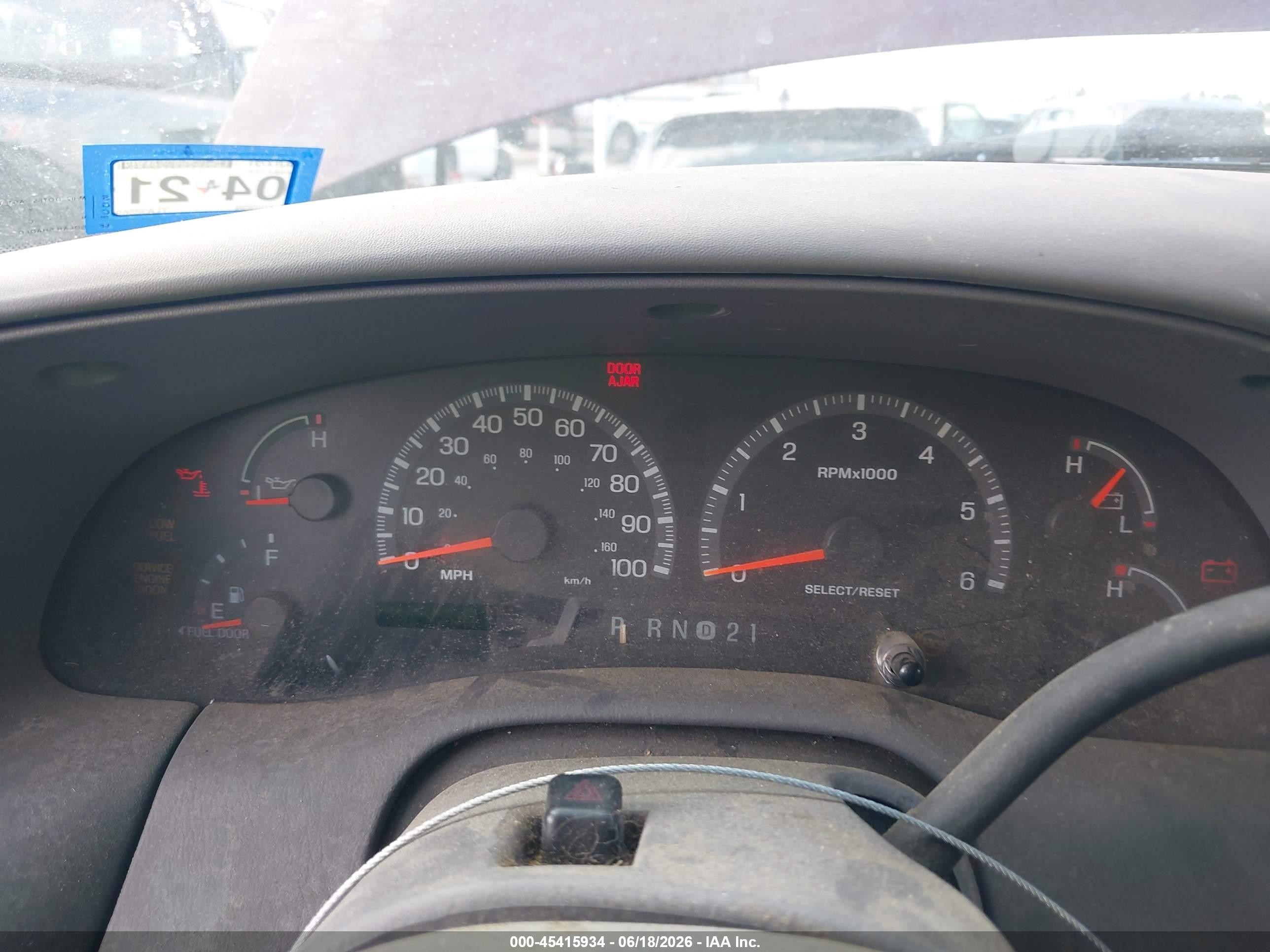 2000 Ford Expedition Xlt Red vin: 1FMPU16L5YLA98569