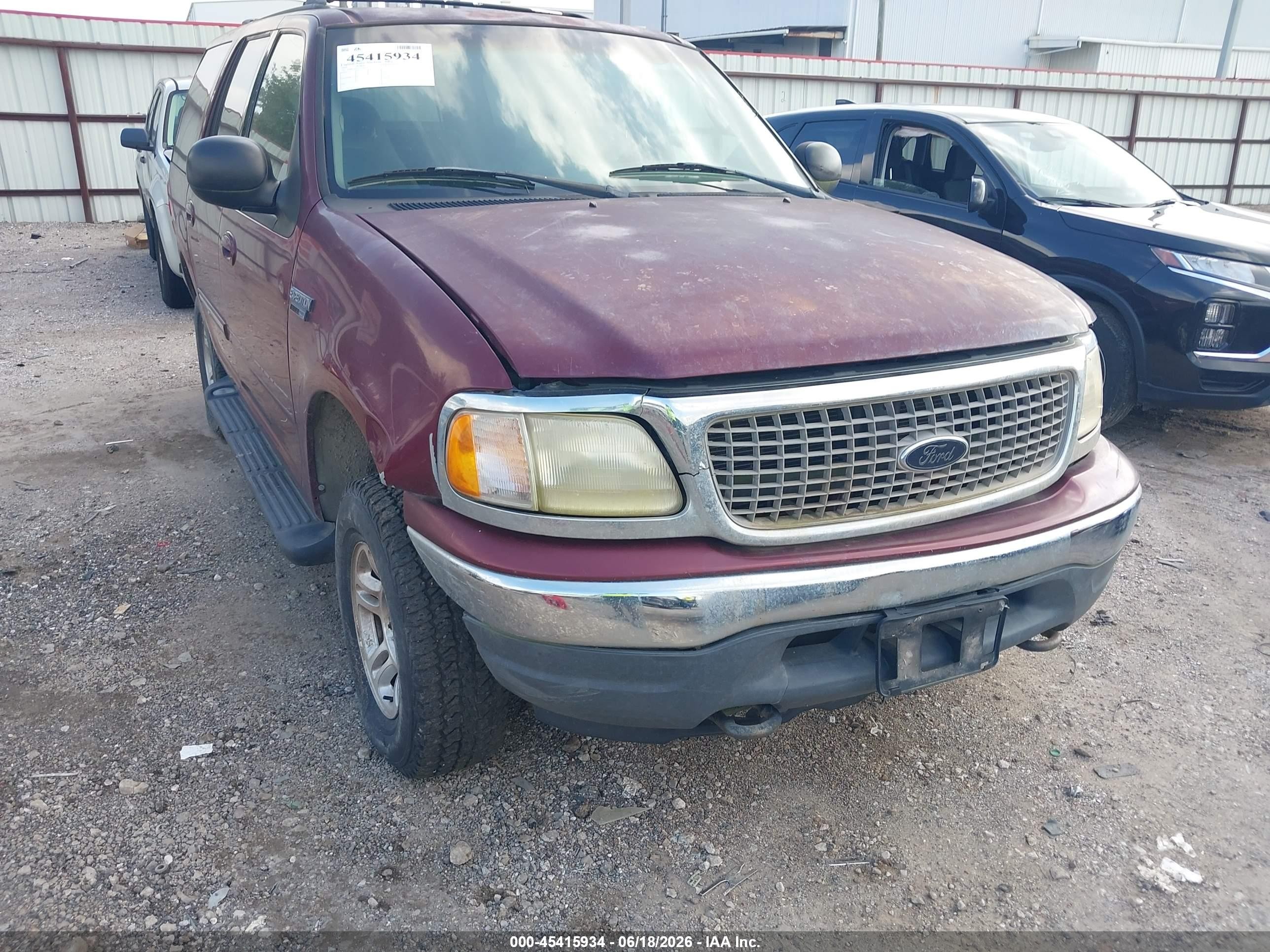 2000 Ford Expedition Xlt Red vin: 1FMPU16L5YLA98569