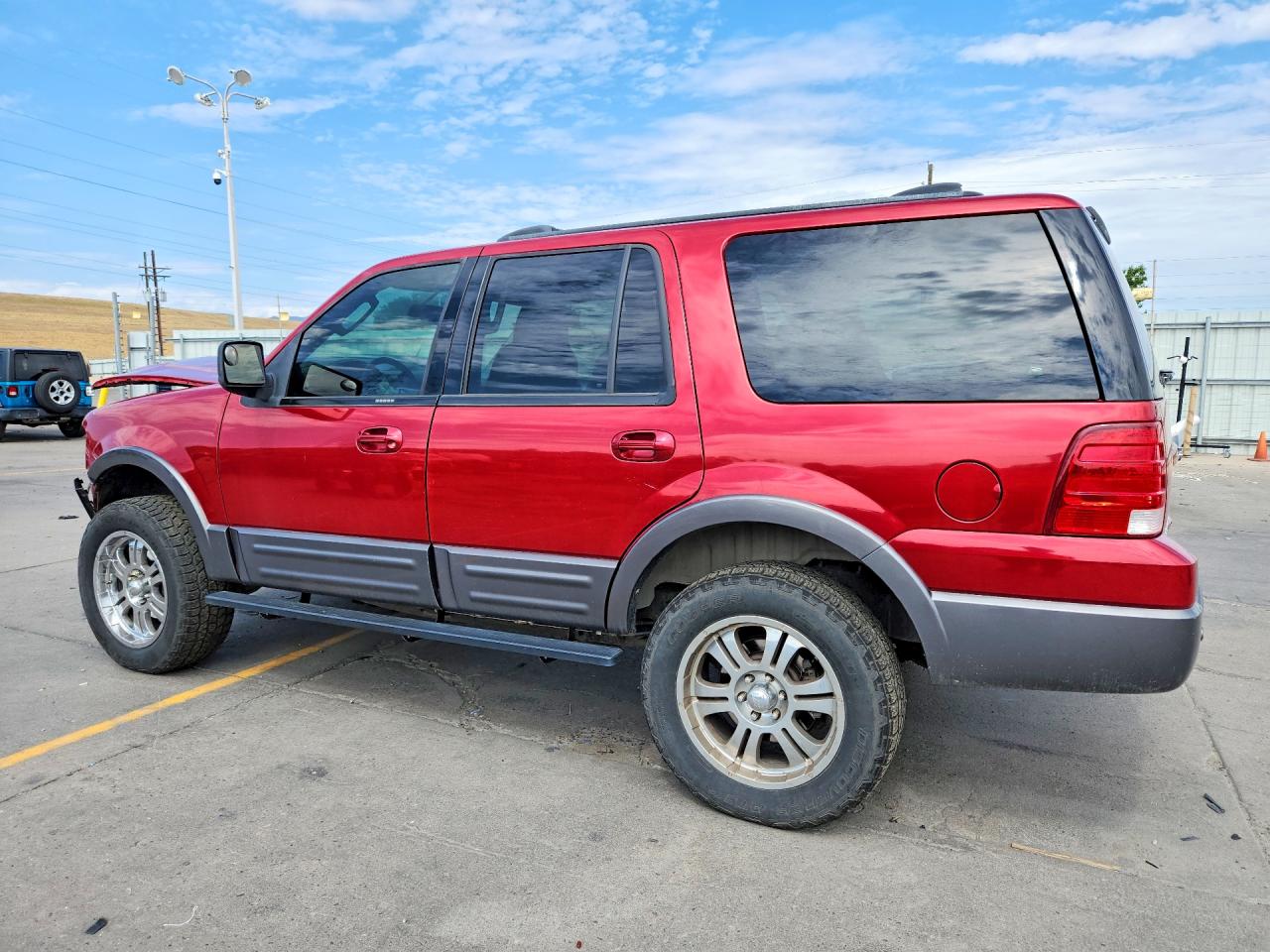 2004 Ford Expedition Xlt Red vin: 1FMPU16L64LB05653