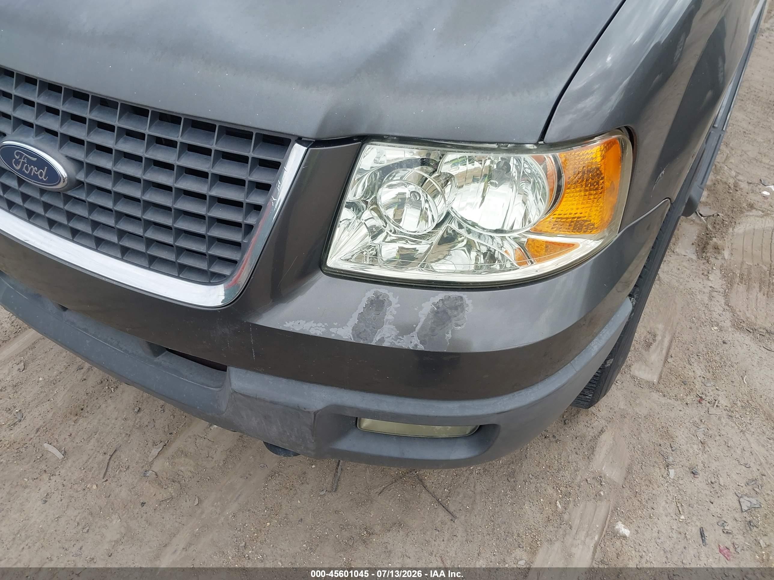 2004 Ford Expedition Nbx/xlt Серый vin: 1FMPU16L64LB65125
