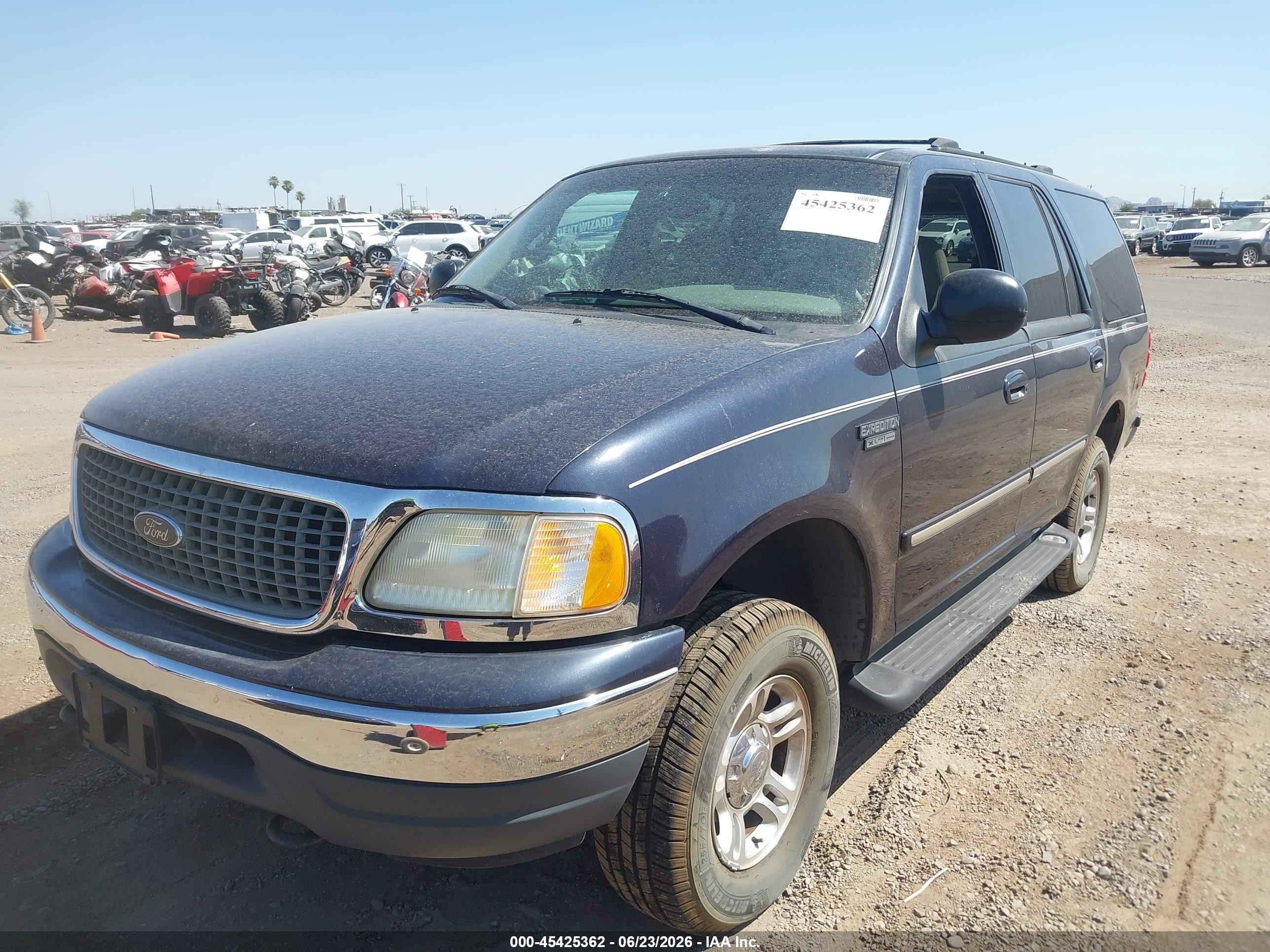 2001 Ford Expedition Xlt Blue vin: 1FMPU16L71LA91600