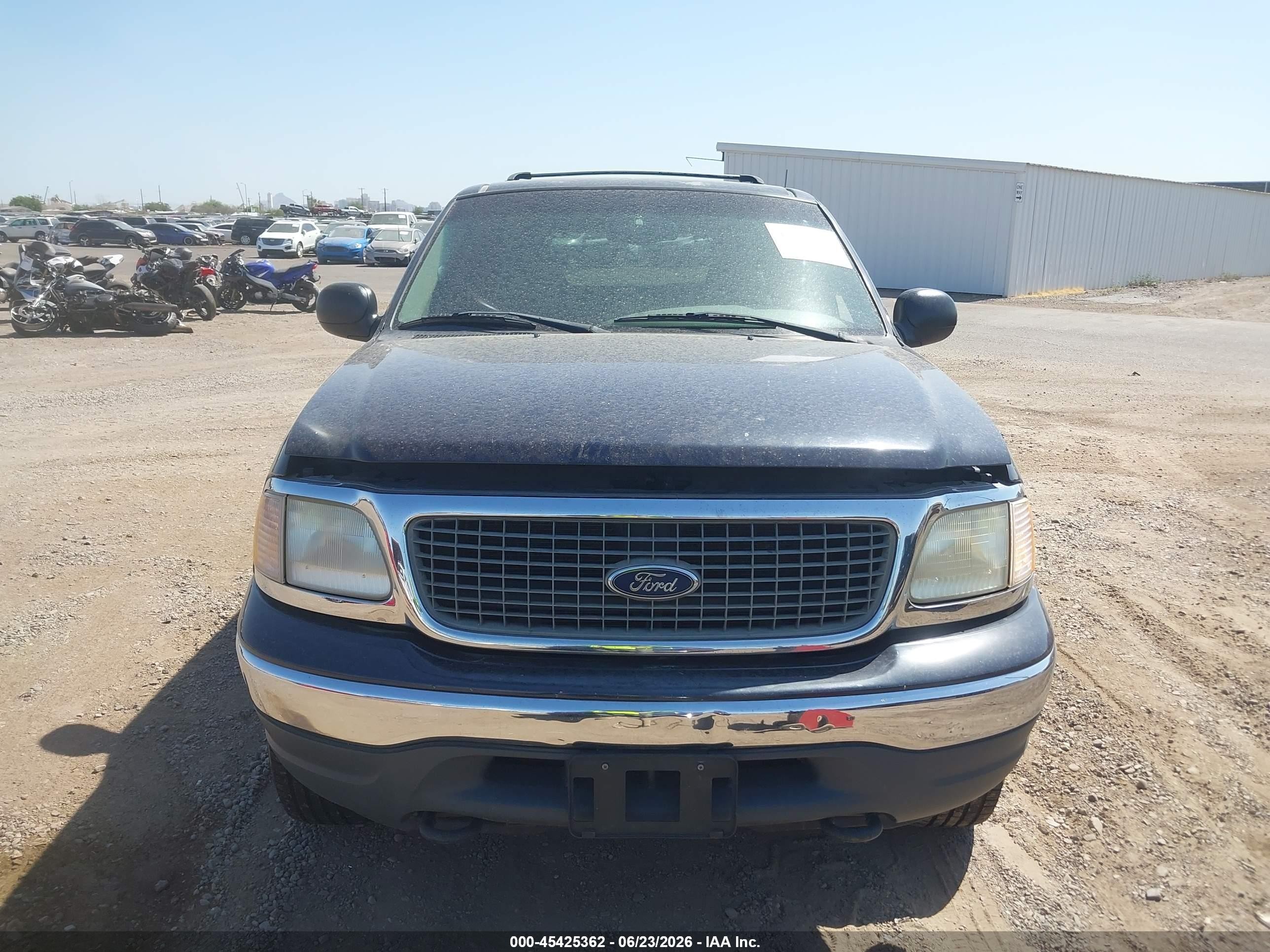 2001 Ford Expedition Xlt Blue vin: 1FMPU16L71LA91600